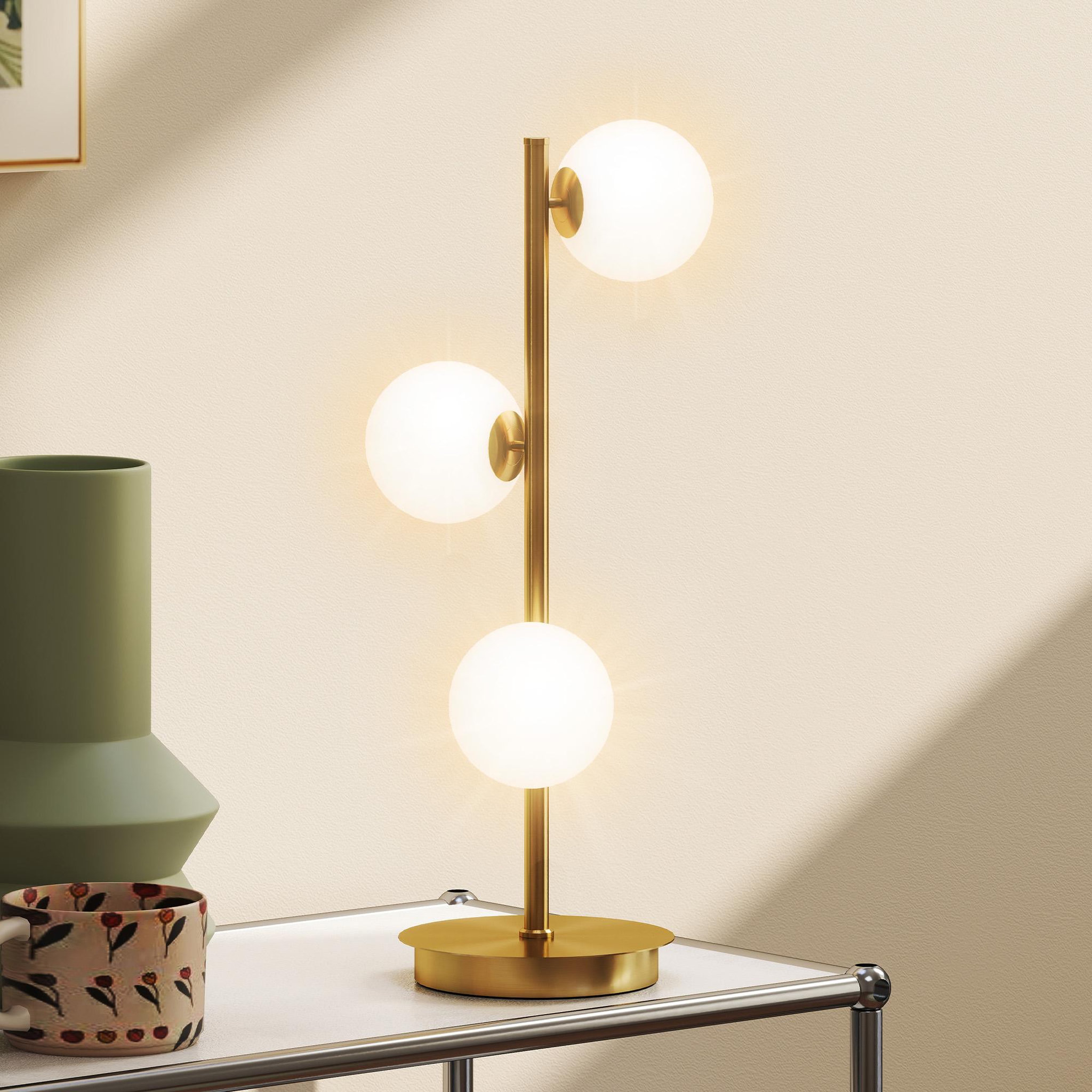 Voir la diapositive 2 : HOMCOM Lampadaire style néo-rétro métal effet laiton 3 abat-jours globe verre dépoli blanc