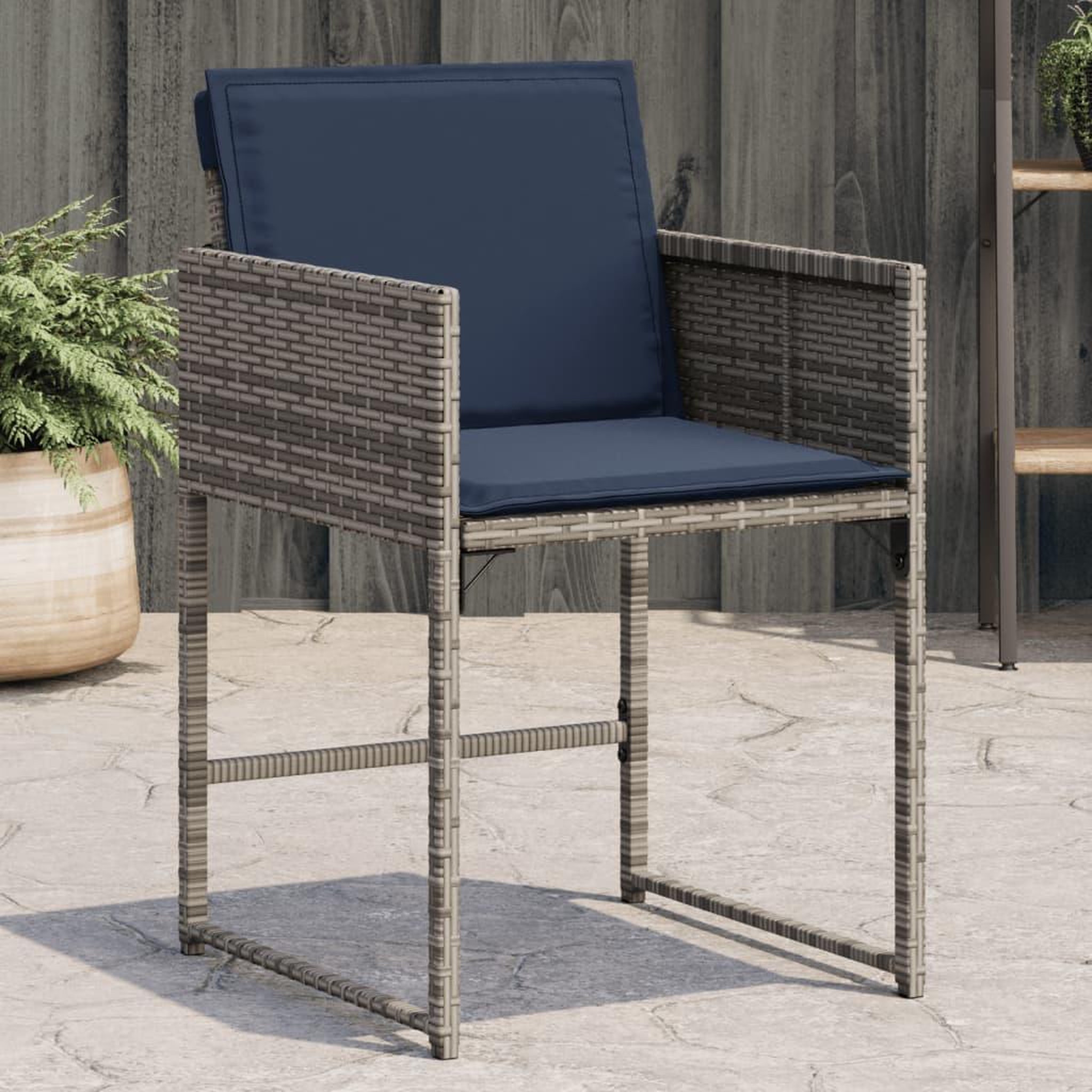 VIDAXL Chaises de jardin avec coussins lot de 4 gris resine tressee