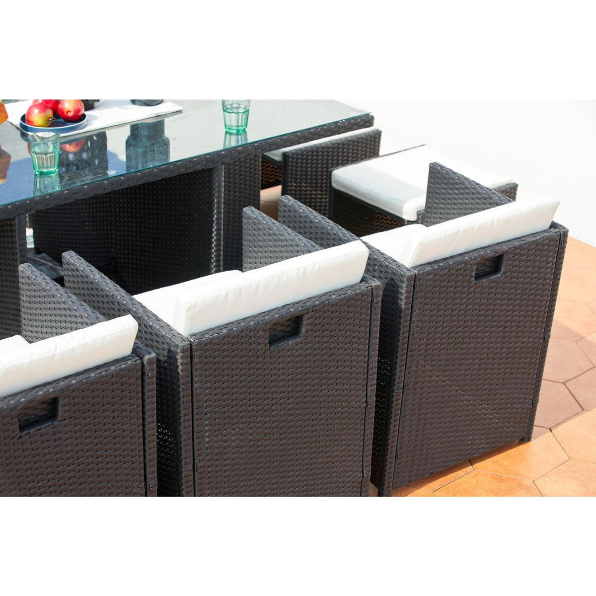 CONCEPT USINE Table et chaises 10 places encastrables résine noir-blanc MIAMI