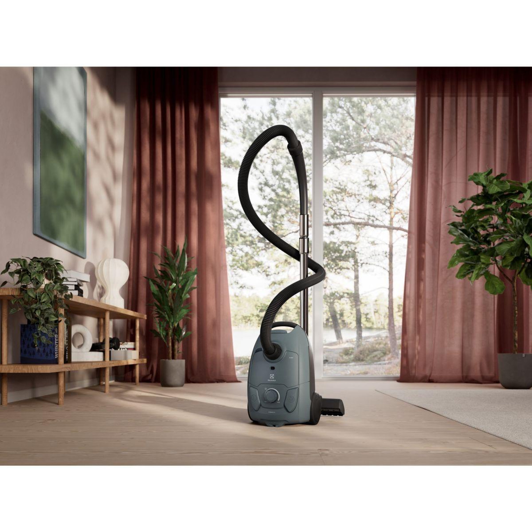 Voir la diapositive 2 : ELECTROLUX Aspirateur avec sac eb51a4og
