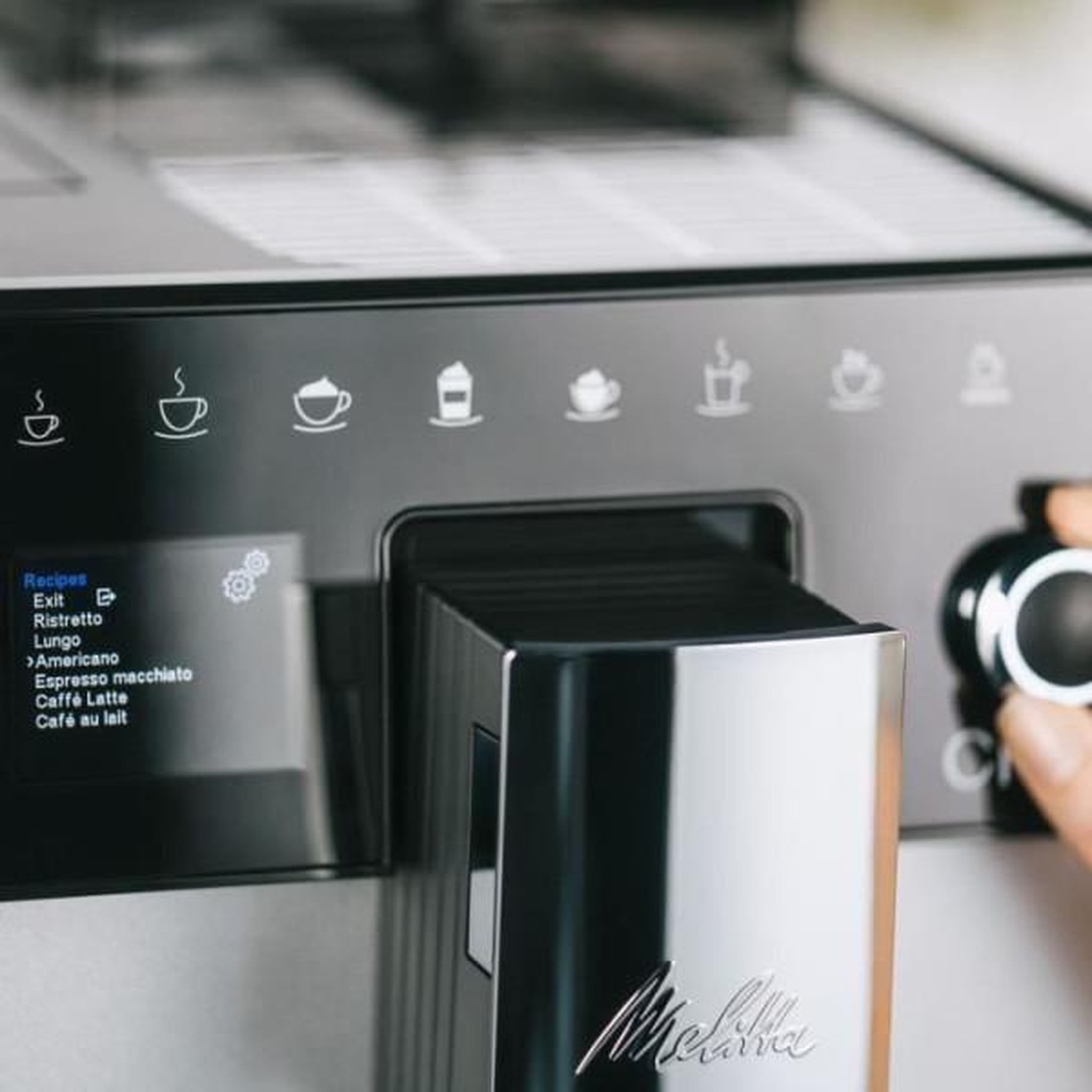Voir la diapositive 4 : Melitta Cafetière Melitta Superautomatique F630-112