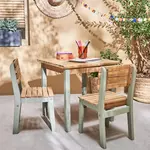 SWEEEK Table en bois d'acacia FSC pour enfant, intérieur et extérieur avec 2 chaises. Coloris disponibles : Vert, Rose