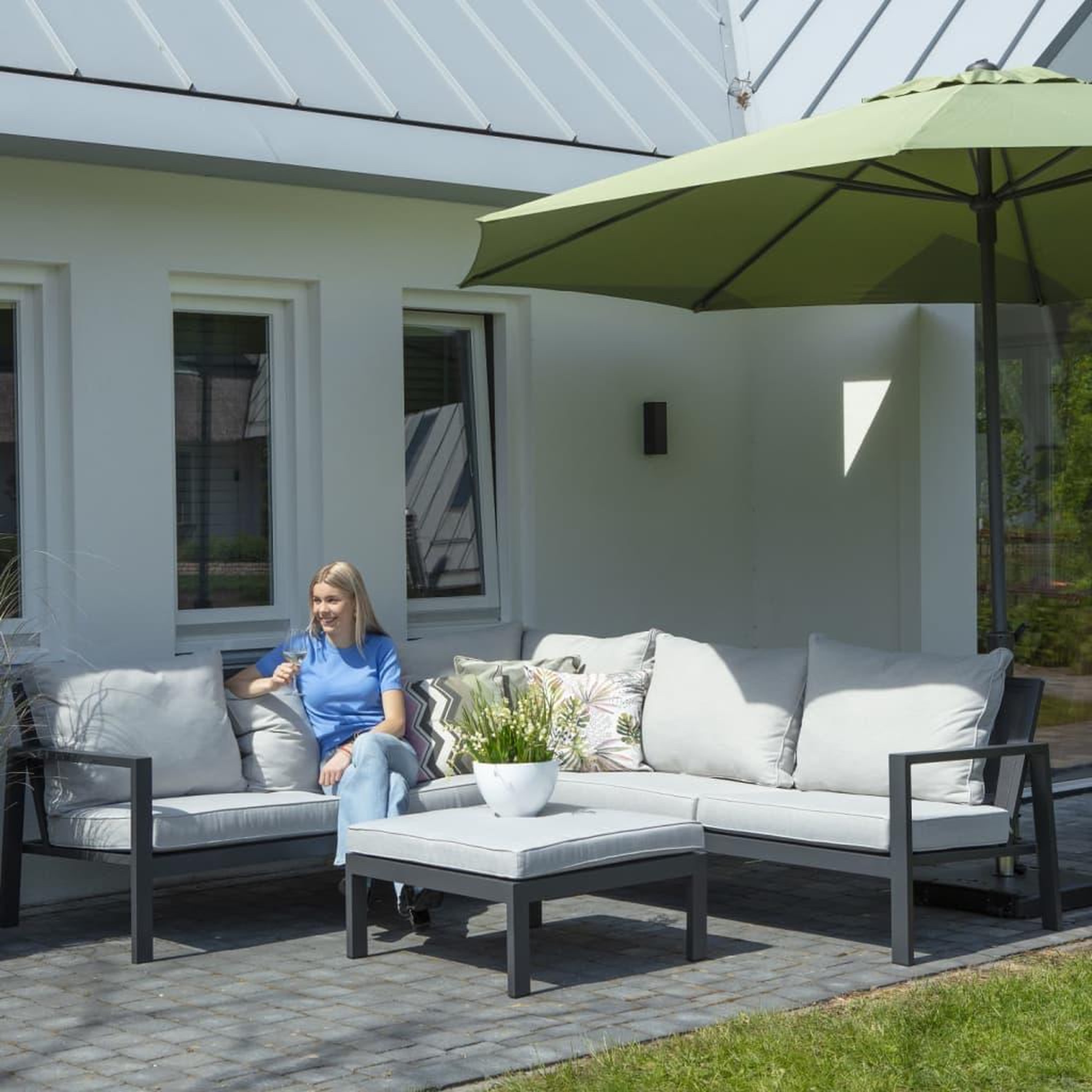 Voir la diapositive 4 : MADISON Madison Housse de meubles d'exterieur 270 x 210 x 90 cm Droit Gris