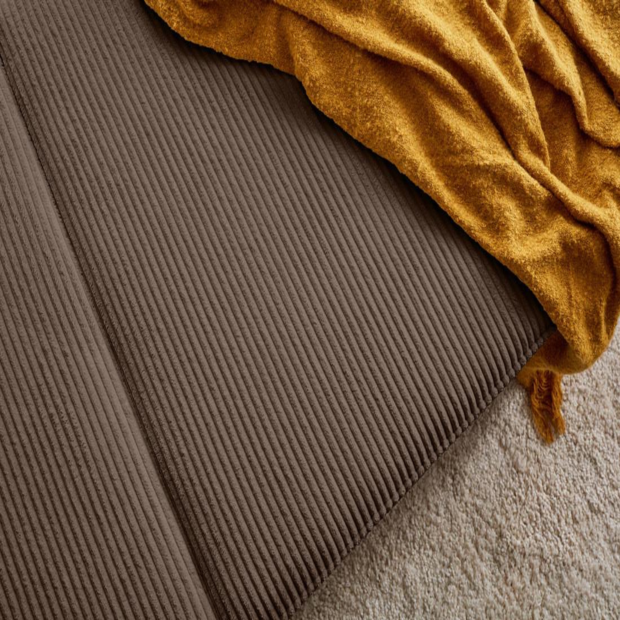 Voir la diapositive 4 : LISA DESIGN Charlie - canapé d'angle réversible - 4 places - convertible avec coffre - en velours côtelé