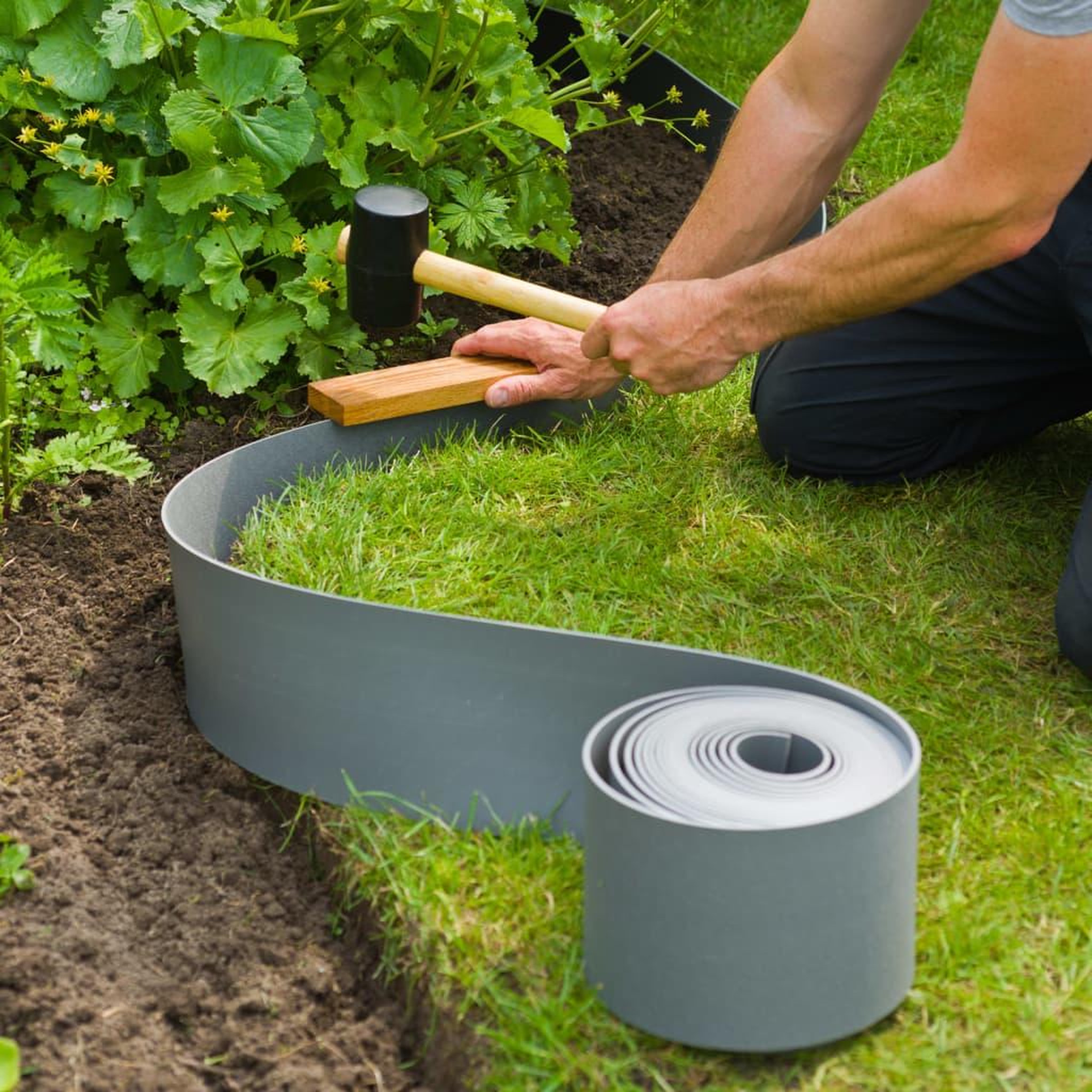 Voir la diapositive 5 : NATURE Nature Ensemble de bordure de jardin avec pointes gris