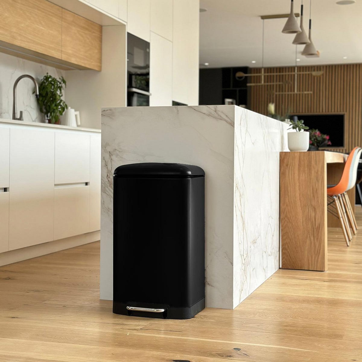 Kitchen move Poubelle de cuisine à pédale GREENWICH Noir Acier inoxydable 40L