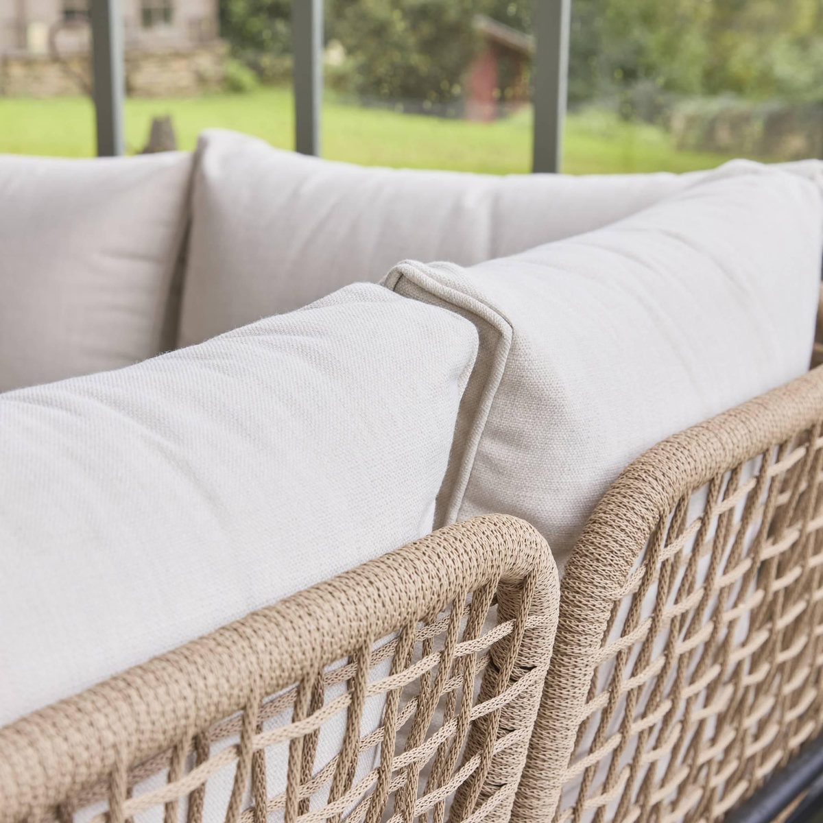 SWEEEK Salon de jardin d'angle en acier et cordes beige TALIA. 5 personnes