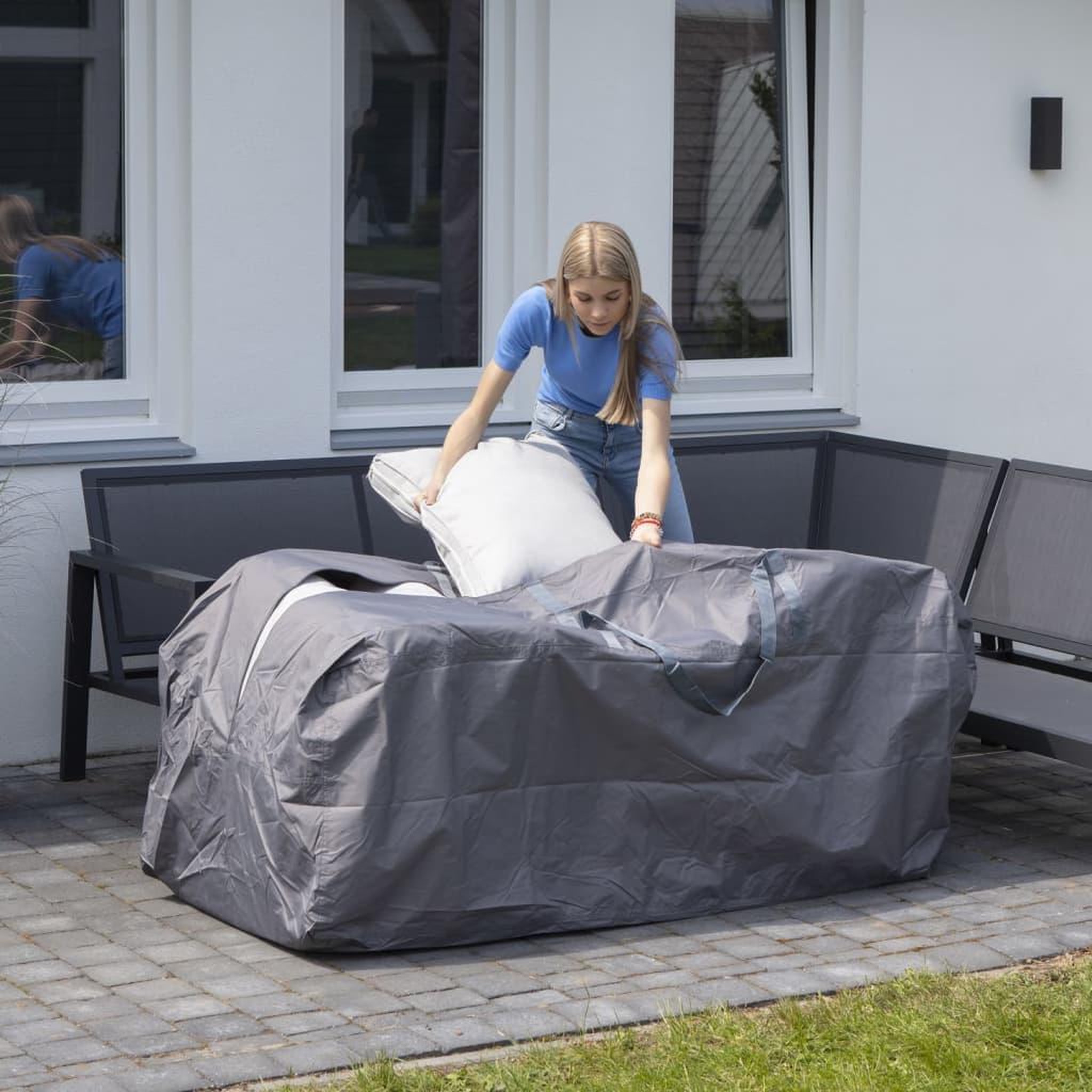 Voir la diapositive 5 : MADISON Madison Housse de coussins d'exterieur 80 x 80 x 60 cm Gris