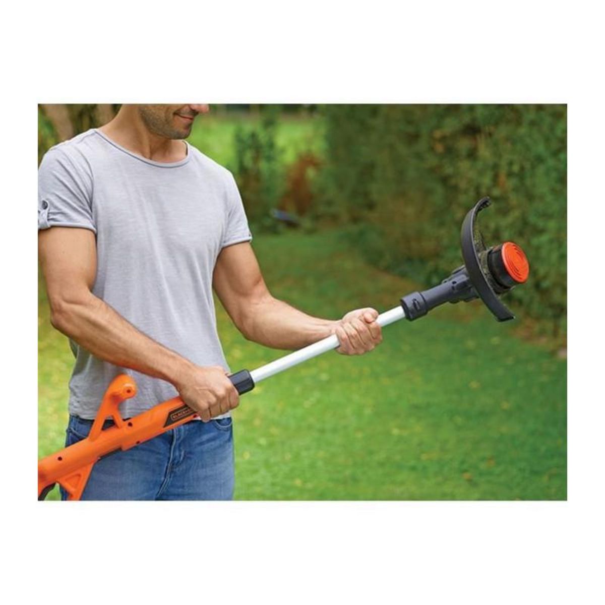 Black et Decker BLACK + DECKER Coupe-Bordures  25cm -18V- Sans fil ST1823