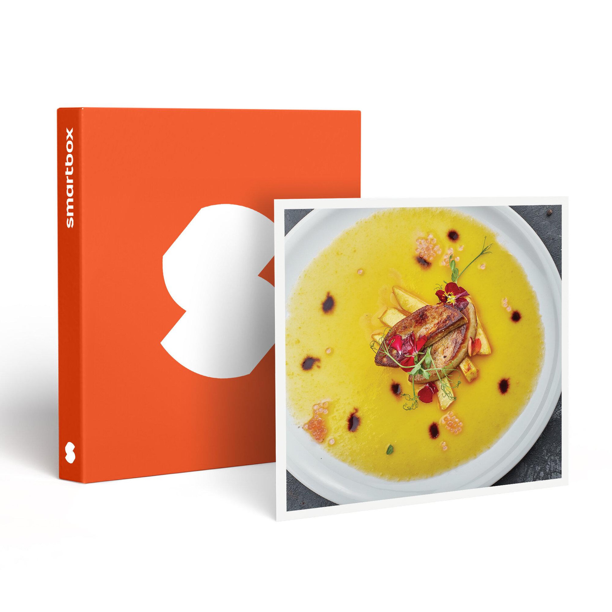 Voir la diapositive 1 : Smartbox Tables primées : repas de 3 à 7 plats à savourer en duo - Coffret Cadeau Gastronomie