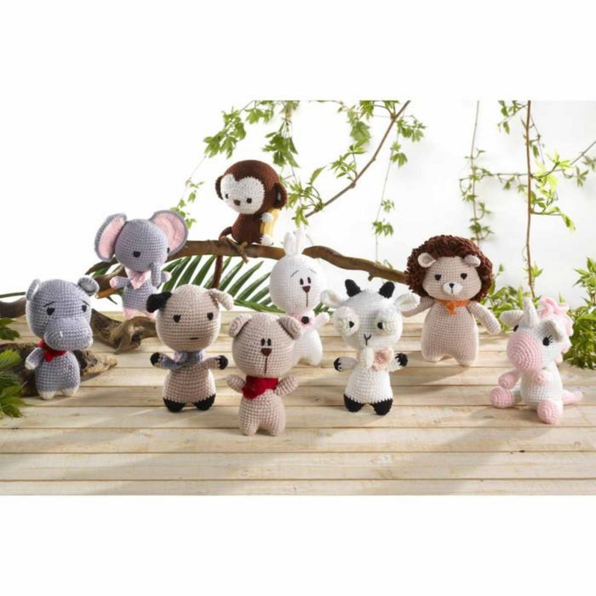 Paris Prix Kit Complet Amigurumi  Valentin le Lapin  17cm Blanc