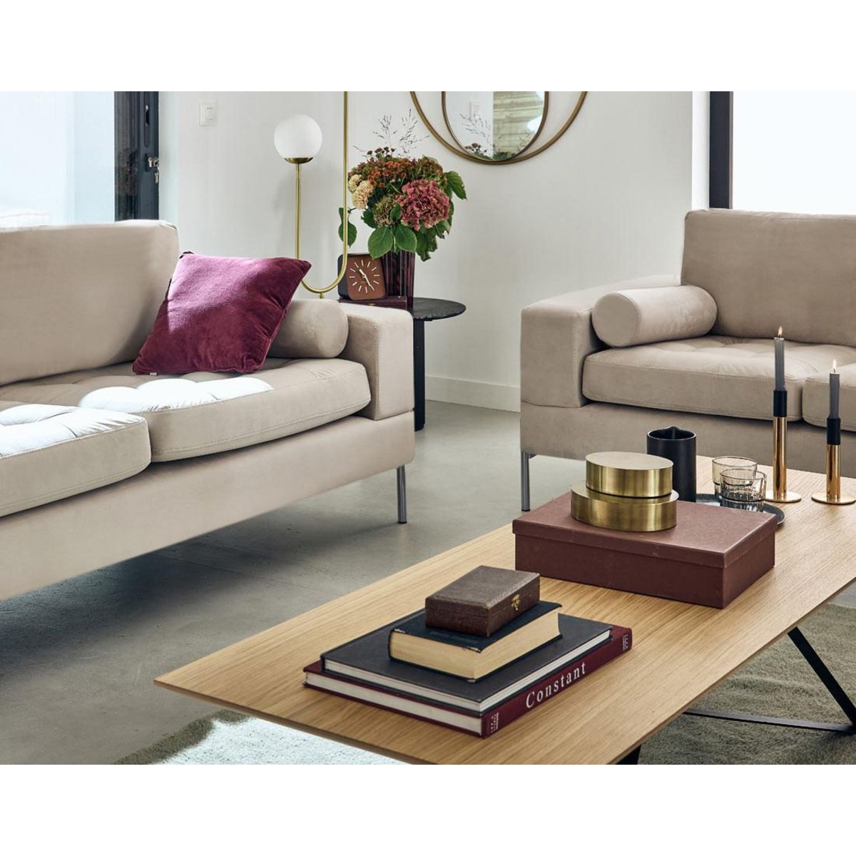 LISA DESIGN Isaure - canapé droit 3 places en velours