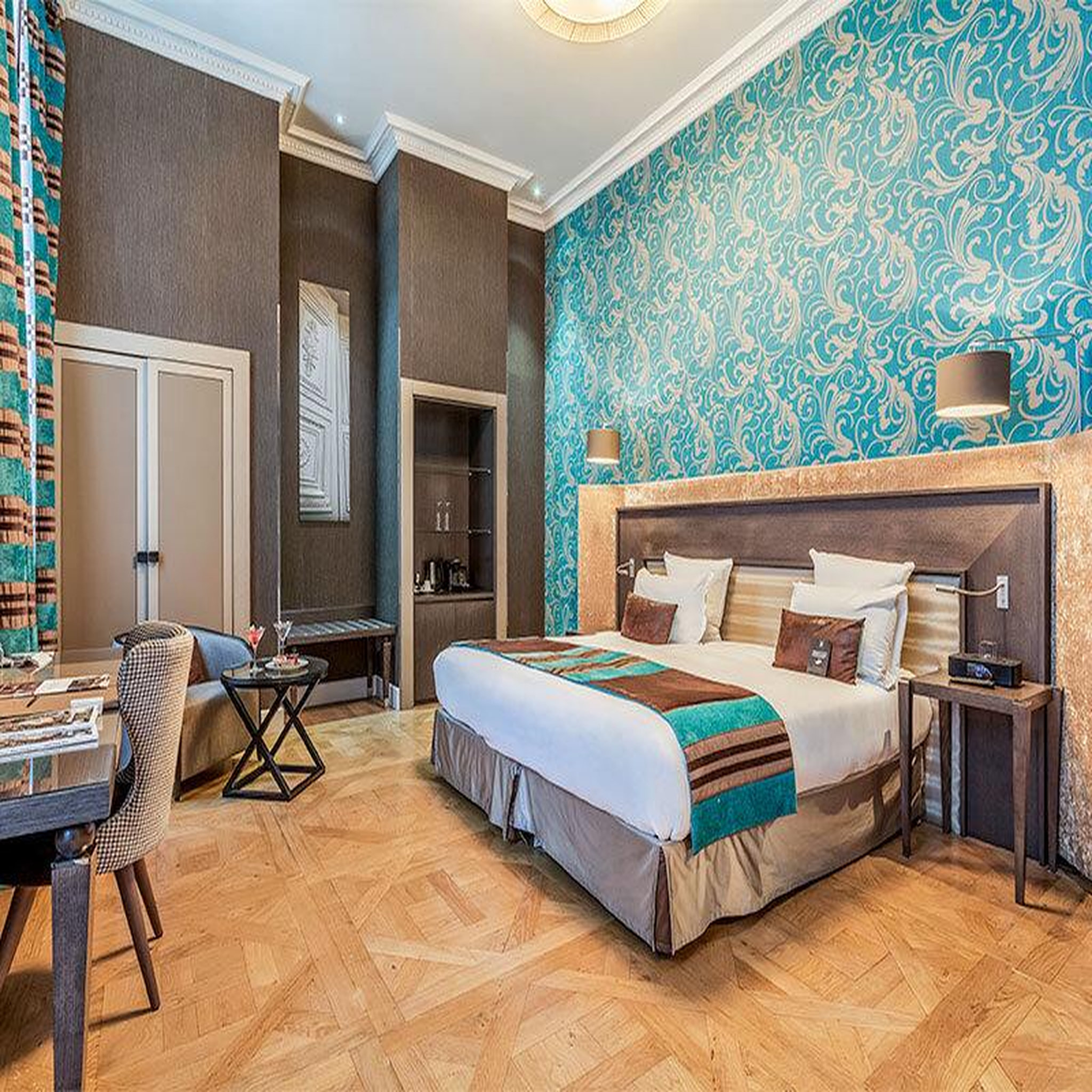 Voir la diapositive 2 : Smartbox 2 jours en suite en hôtel 5* mgallery à toulouse avec accès au spa - coffret cadeau séjour