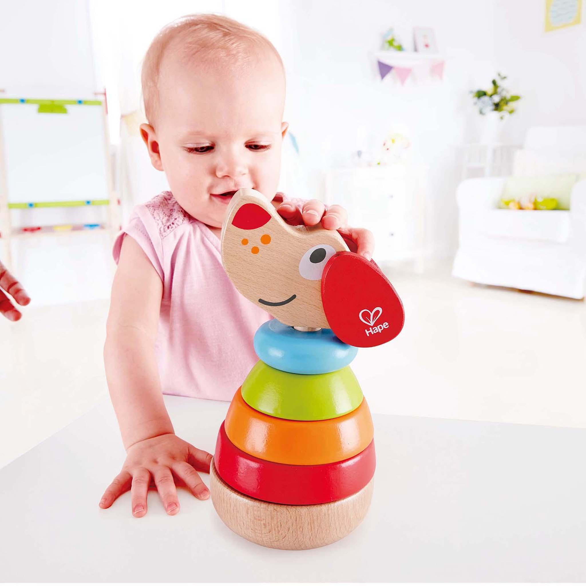 Voir la diapositive 5 : Hape Puppy arc en ciel a empiler