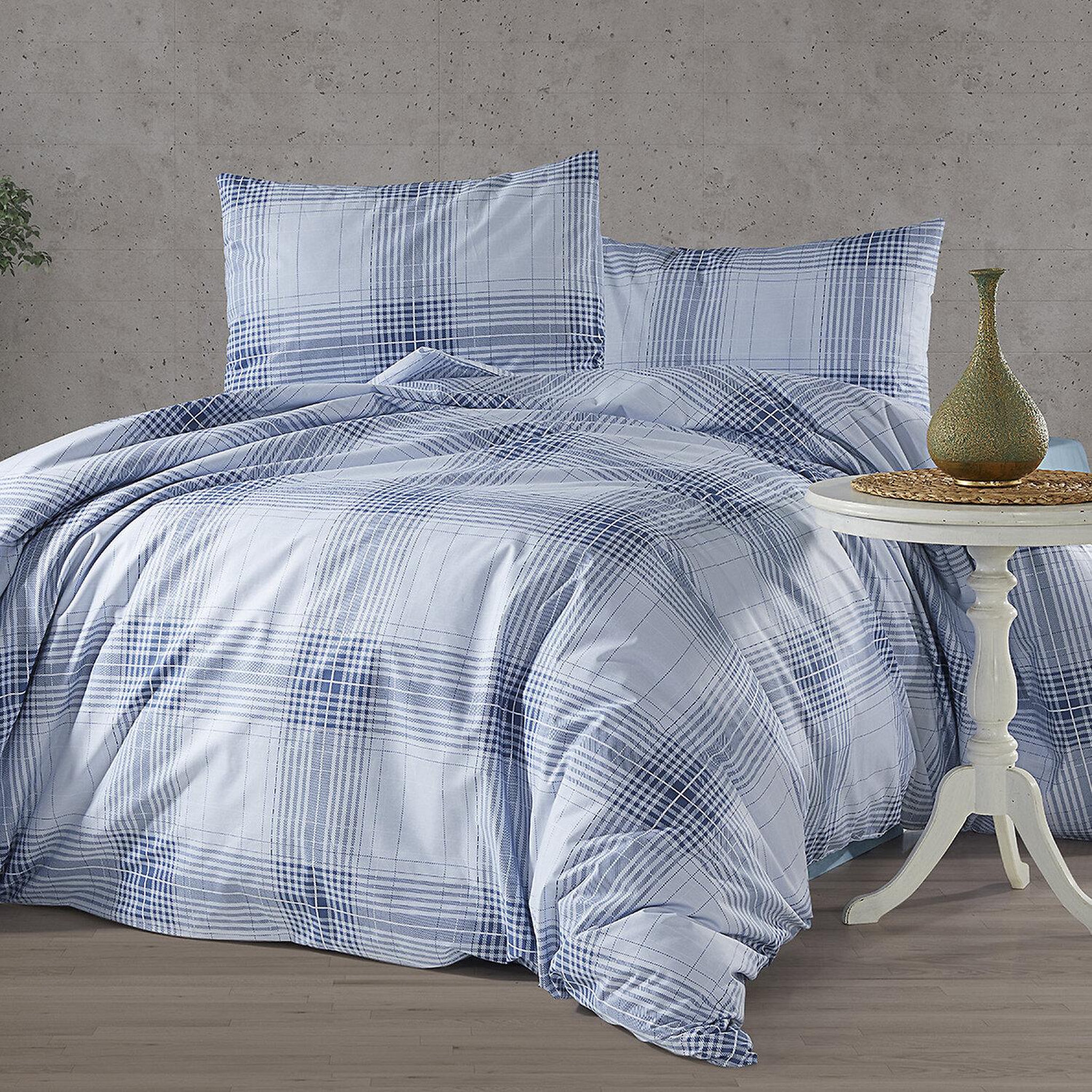 Home collection Parure housse de couette 100% coton 57 fils imprimé nimableu. Coloris disponibles : Bleu