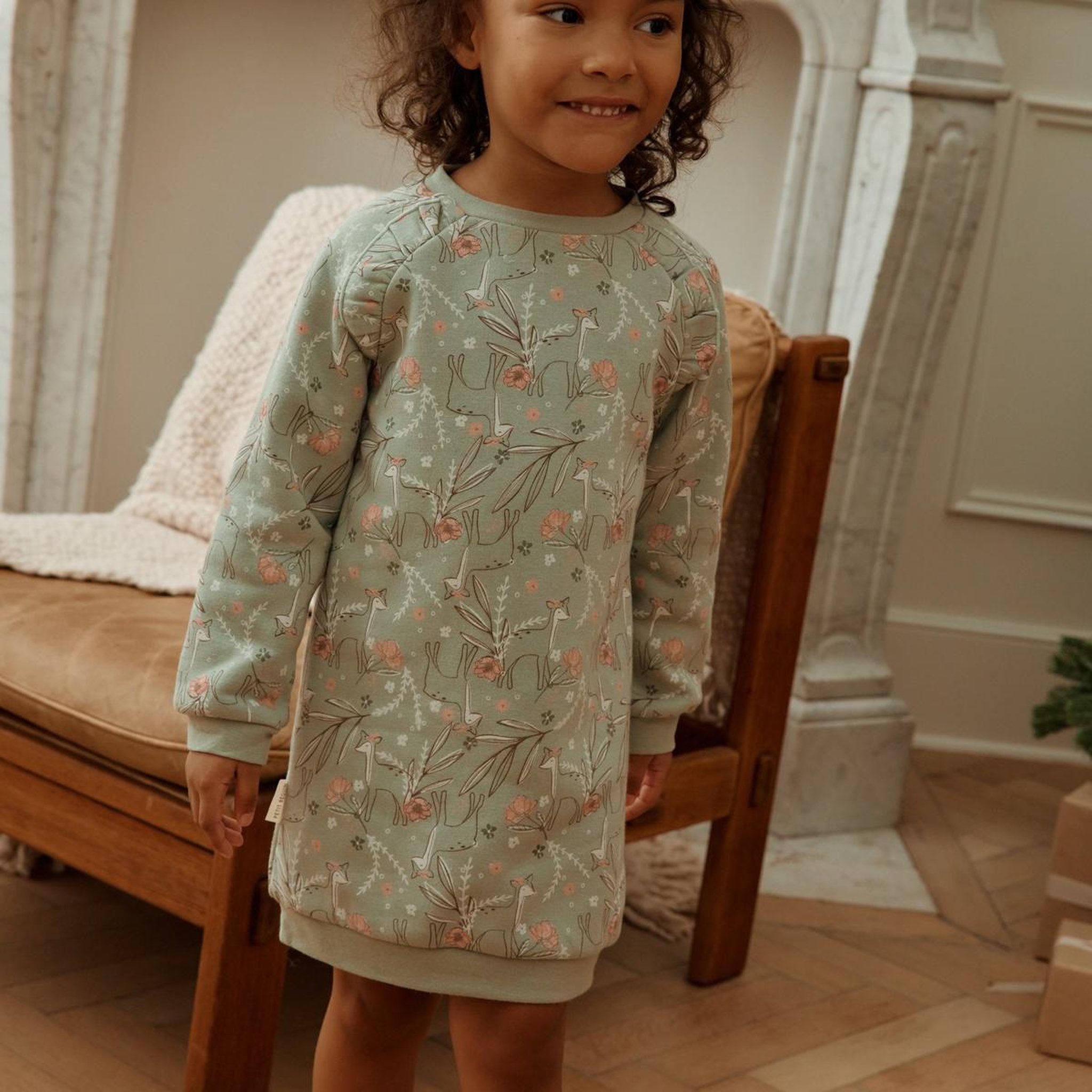 Voir la diapositive 4 : Petit Béguin Robe enfant en molleton lison