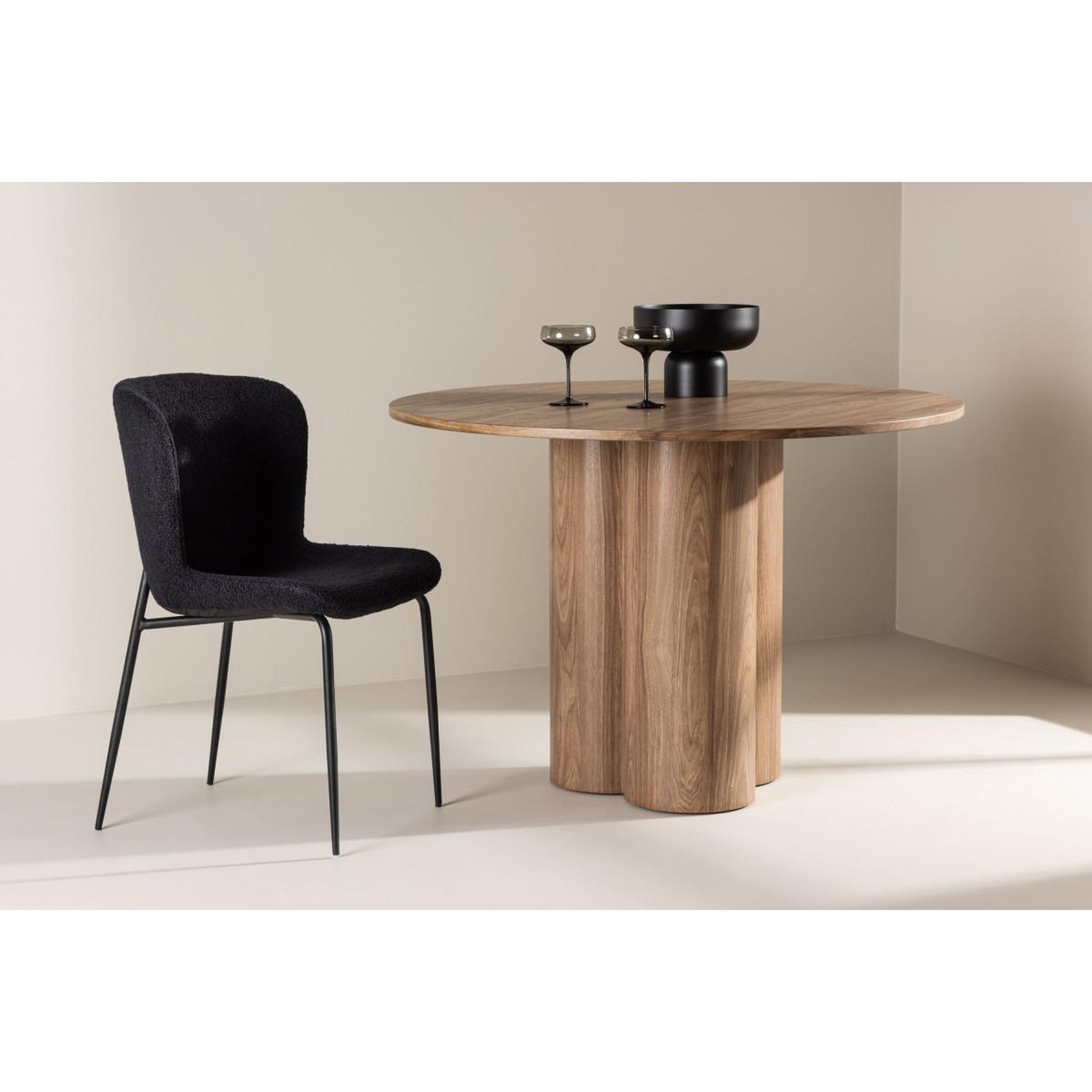 Voir la diapositive 6 : Paris Prix Table à manger ronde  olivia  110cm marron