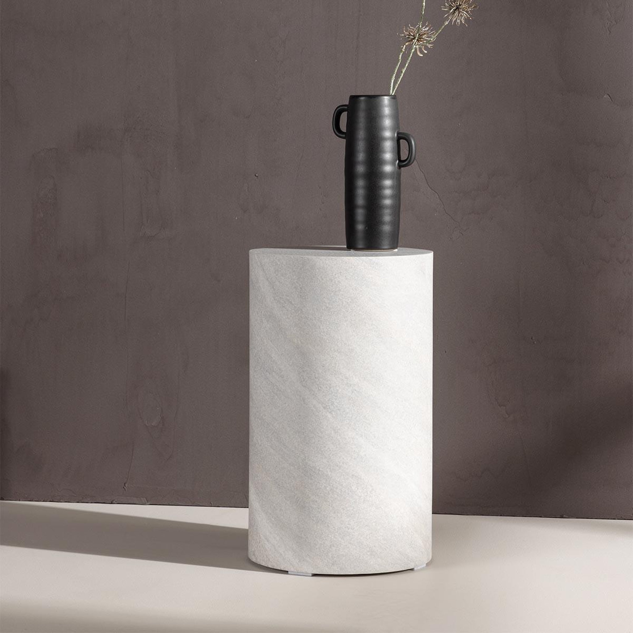 Voir la diapositive 2 : Paris Prix Table d'appoint ronde  york  30cm gris