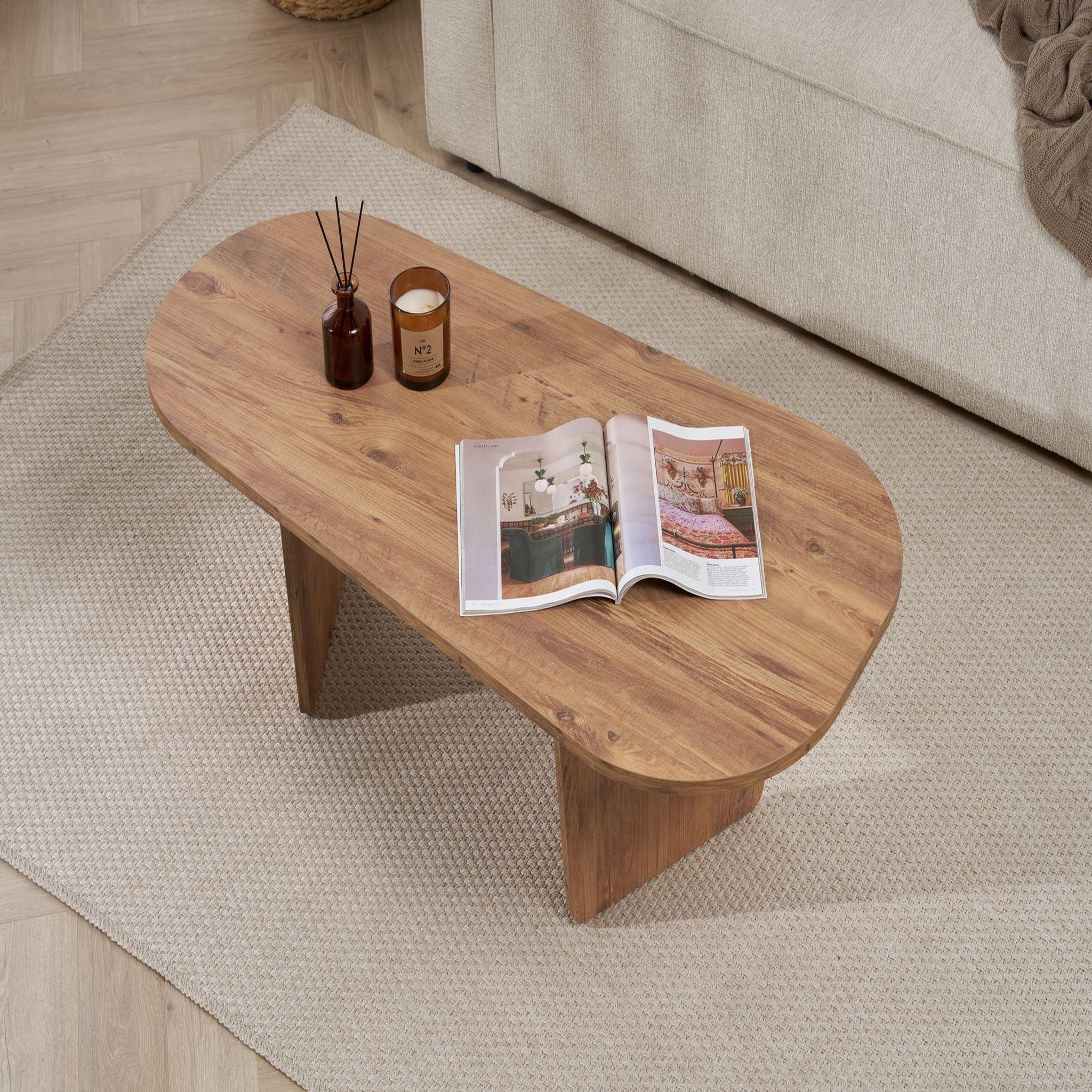 Voir la diapositive 4 : Habitat et Jardin Table basse en bois  ovalis  - 130 x 65 x 40 cm - pin atlantique