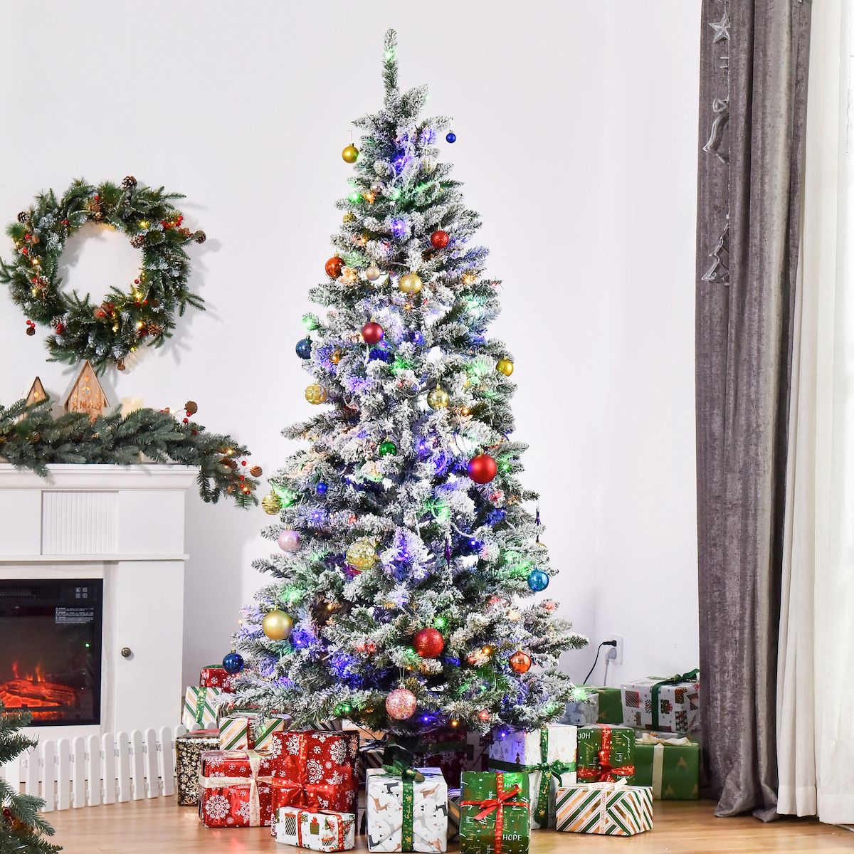 HOMCOM Sapin de Noël artificiel enneigé lumineux LED x 250 multicolore Ø 112 x 210H cm 829 branches vert blanc