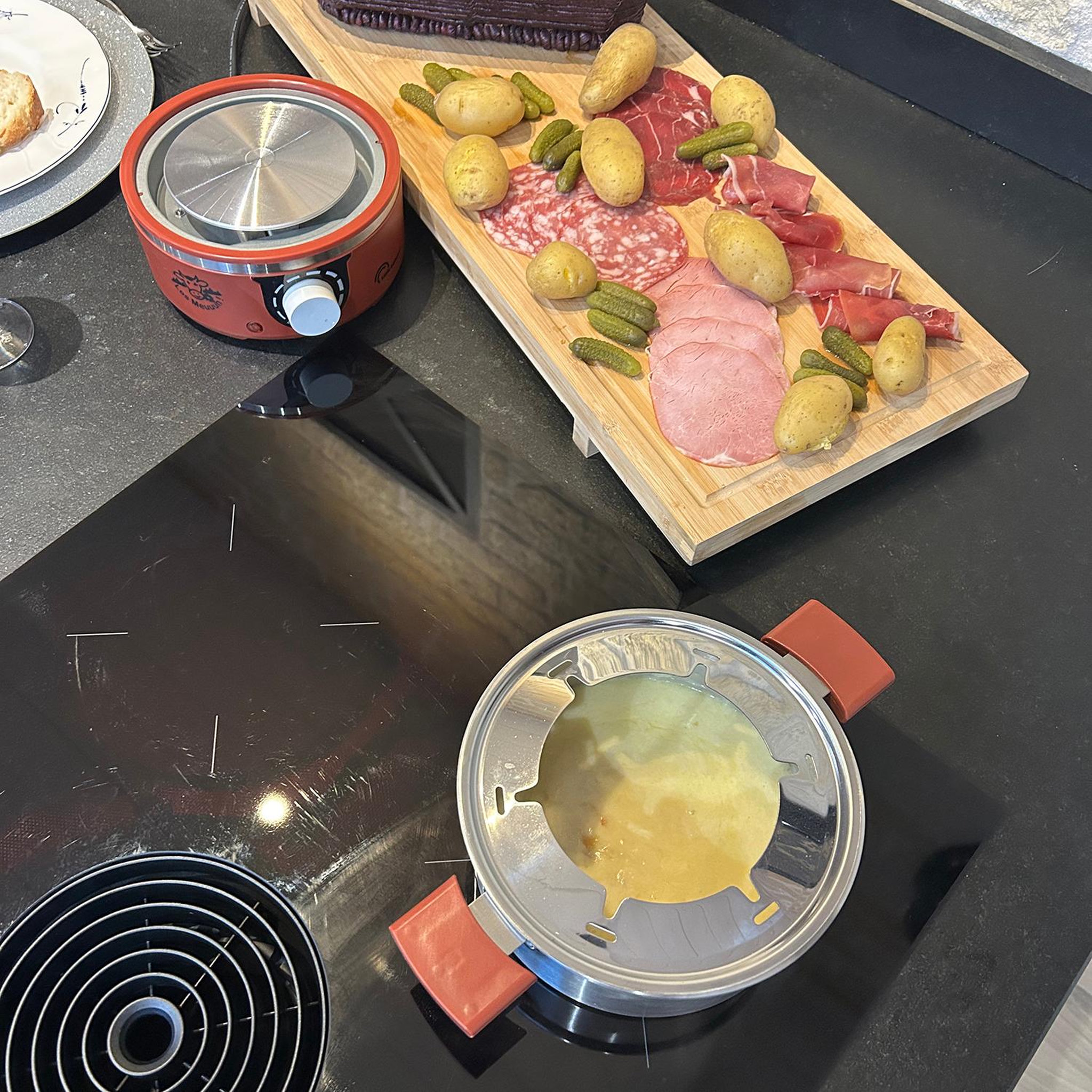 Voir la diapositive 6 : LITTLE BALANCE Service à fondue 6 personnes piment - 8962