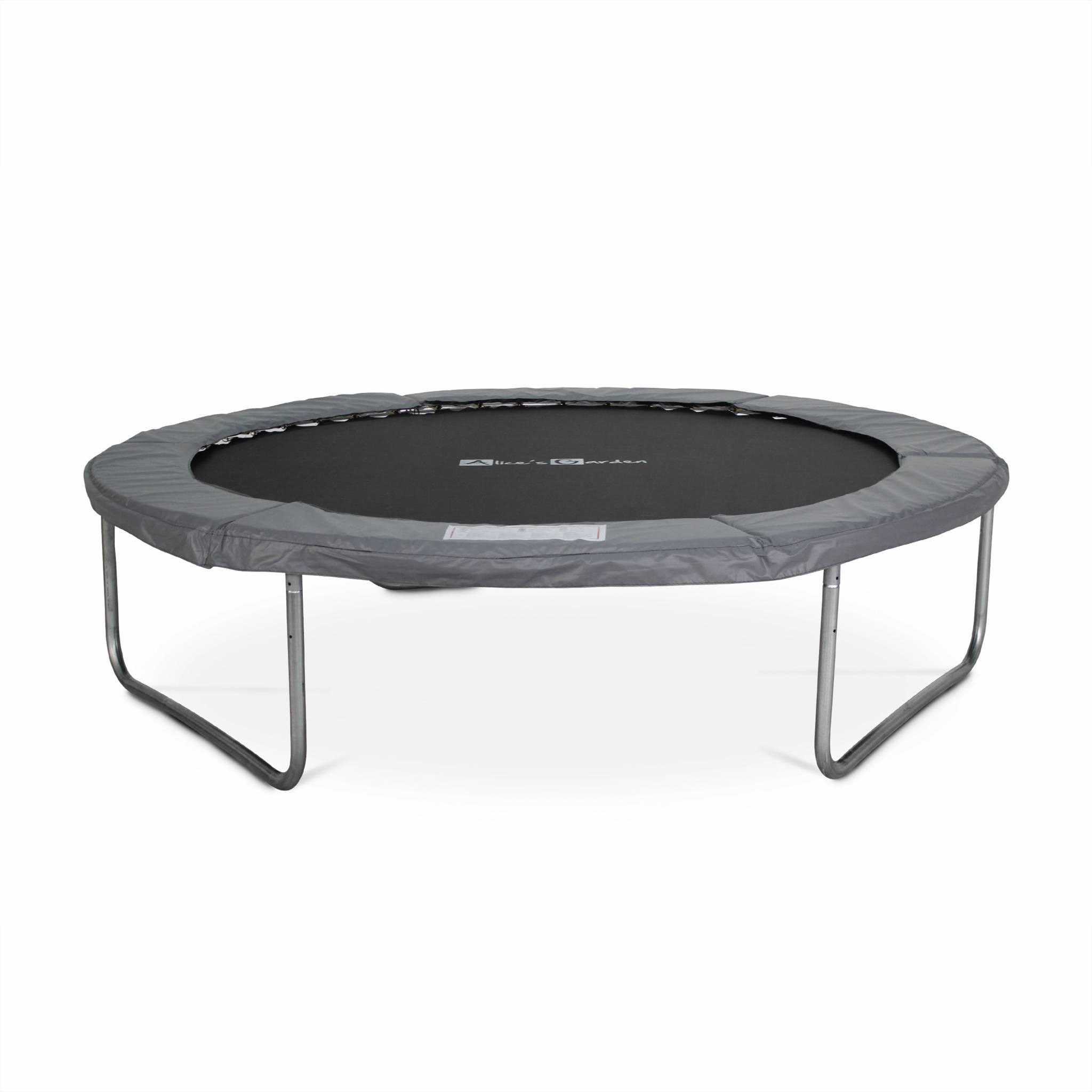 Voir la diapositive 2 : SWEEEK Trampoline rond Ø 250cm gris avec son filet de protection - Pluton - Trampoline de jardin 2.5m| Qualité PRO. | Normes EU.
