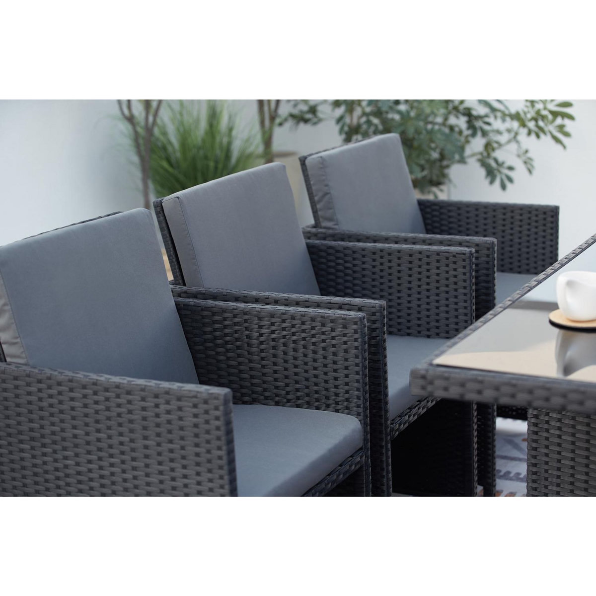 CONCEPT USINE Table et chaises 10 places encastrables en résine noir-gris MONACO