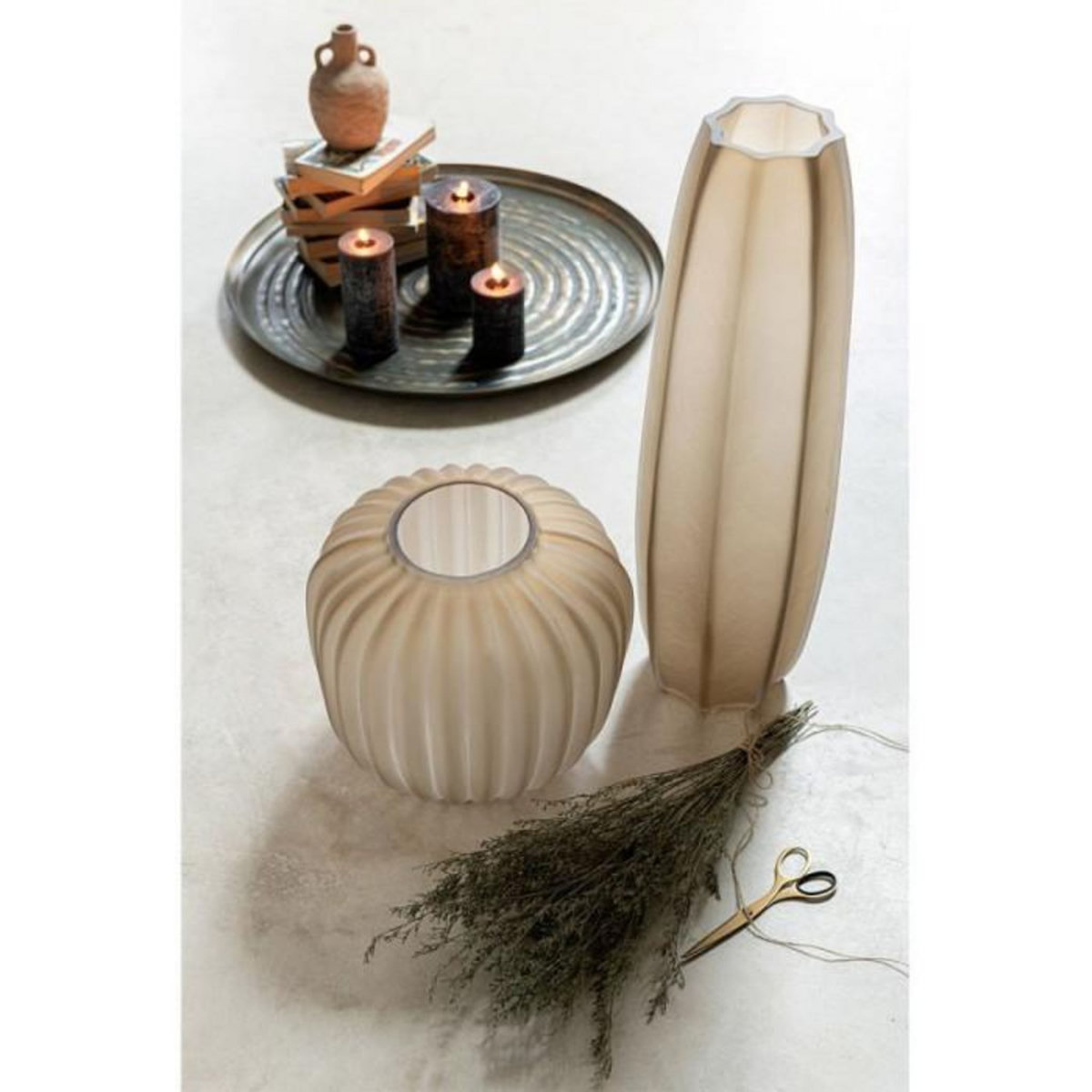 Paris Prix Vase Design en Verre Ligne  Hayden  62cm Marron Clair