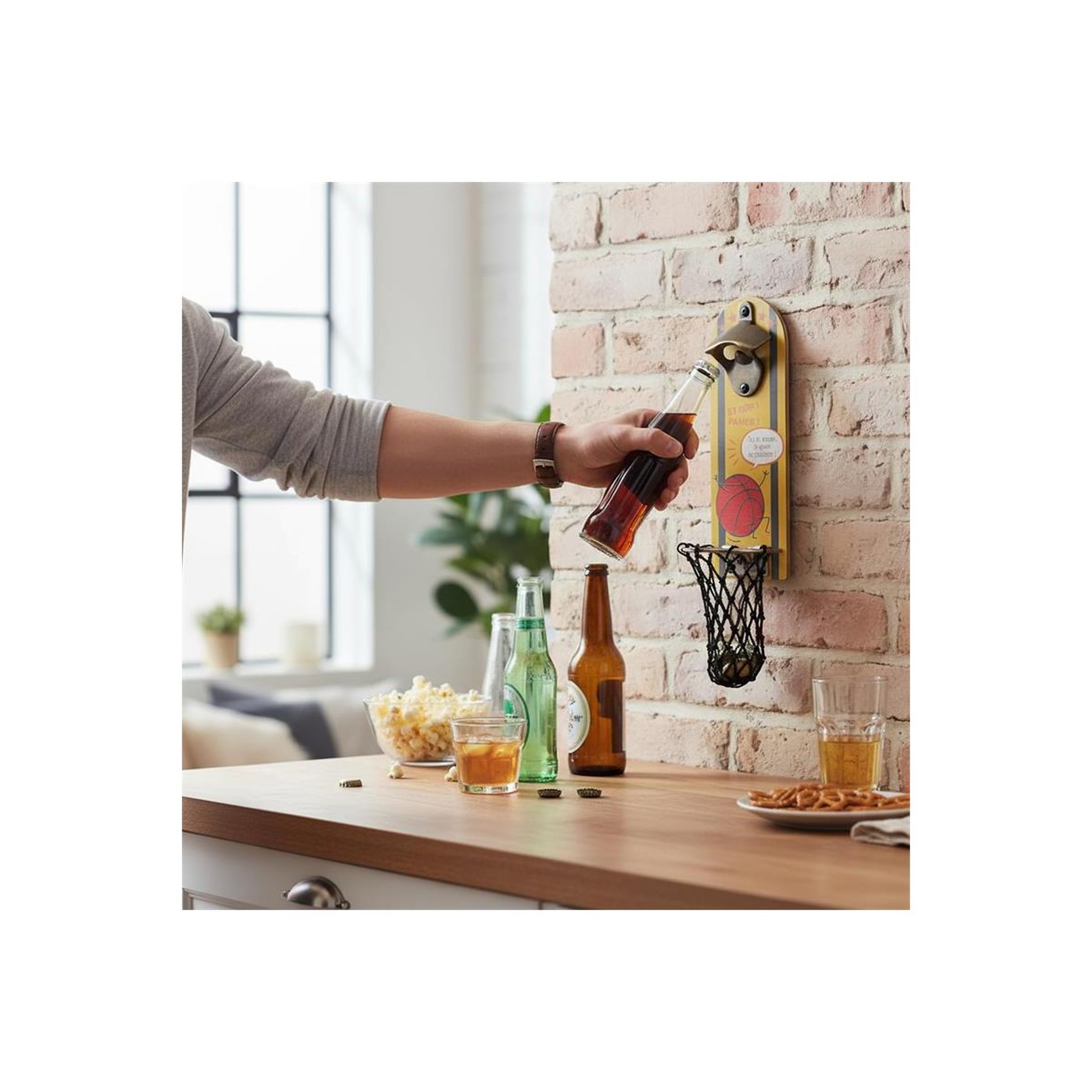 Voir la diapositive 2 : COOK CONCEPT Décapsuleur design  panier de basket  23cm jaune