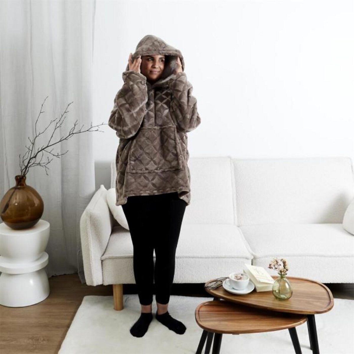 Paris Prix Plaid Sweat à Capuche  Embosse  85x118cm Marron