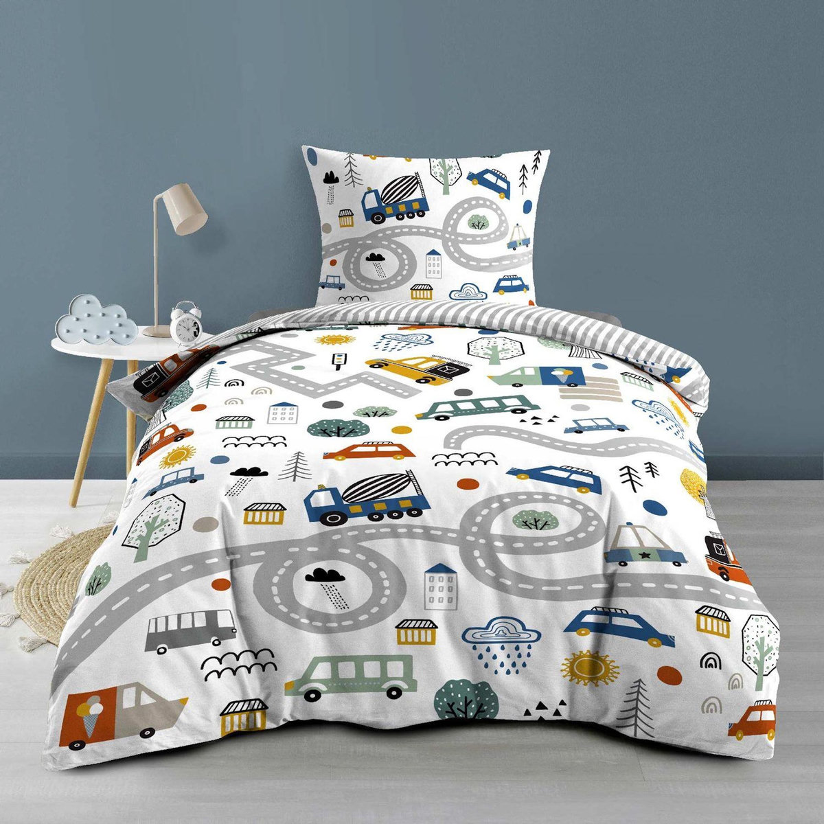 Douceur d'Intérieur Parure de lit enfant PETIT BOLIDE - Coton 42 fils/cm² - 140 x 200 cm - Bleu