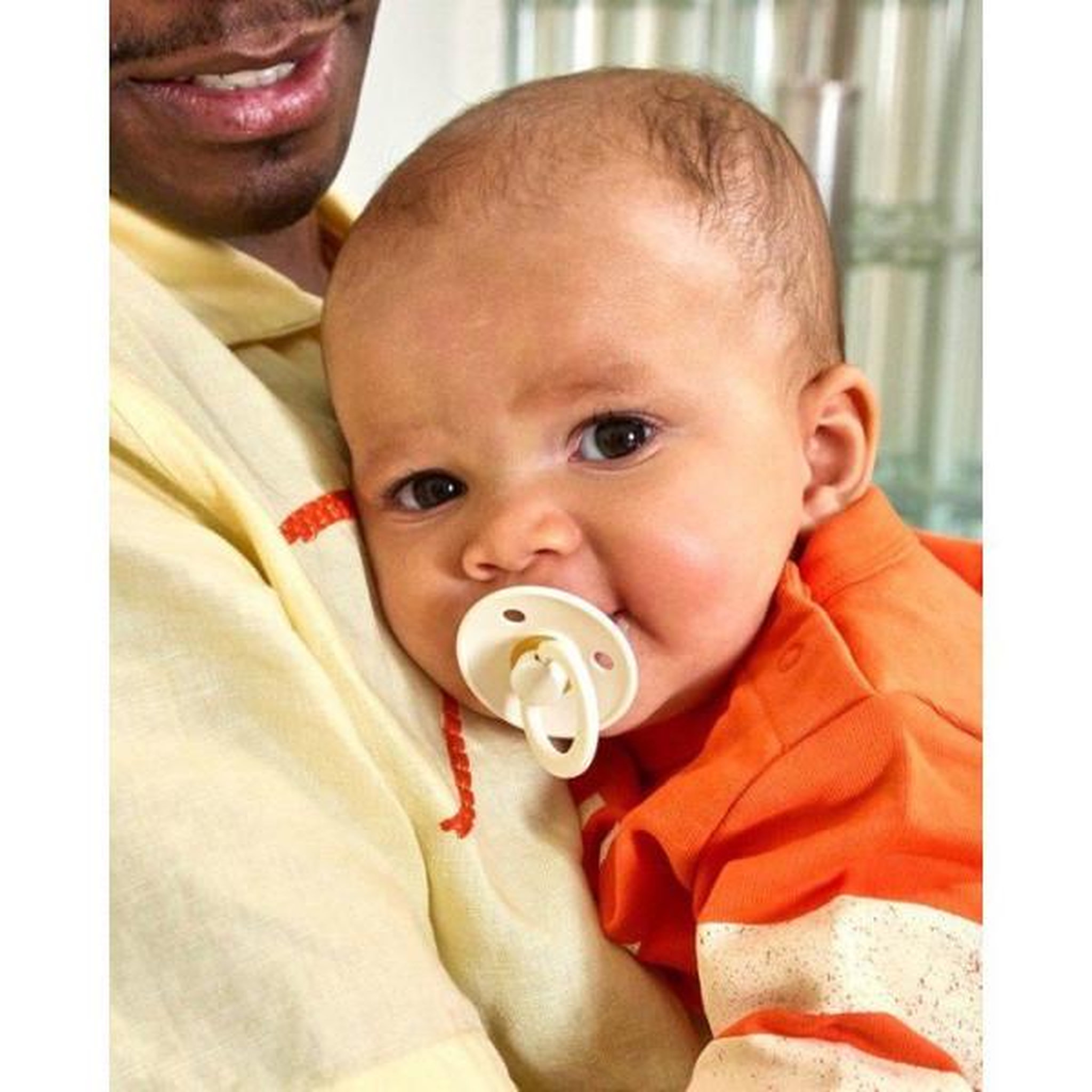 Voir la diapositive 4 : BIBS Sucette bébé - BIBS - Colour - Embout rond - Pack de 2 - Caoutchouc naturel - Taille 2 Ivory Dark Oak