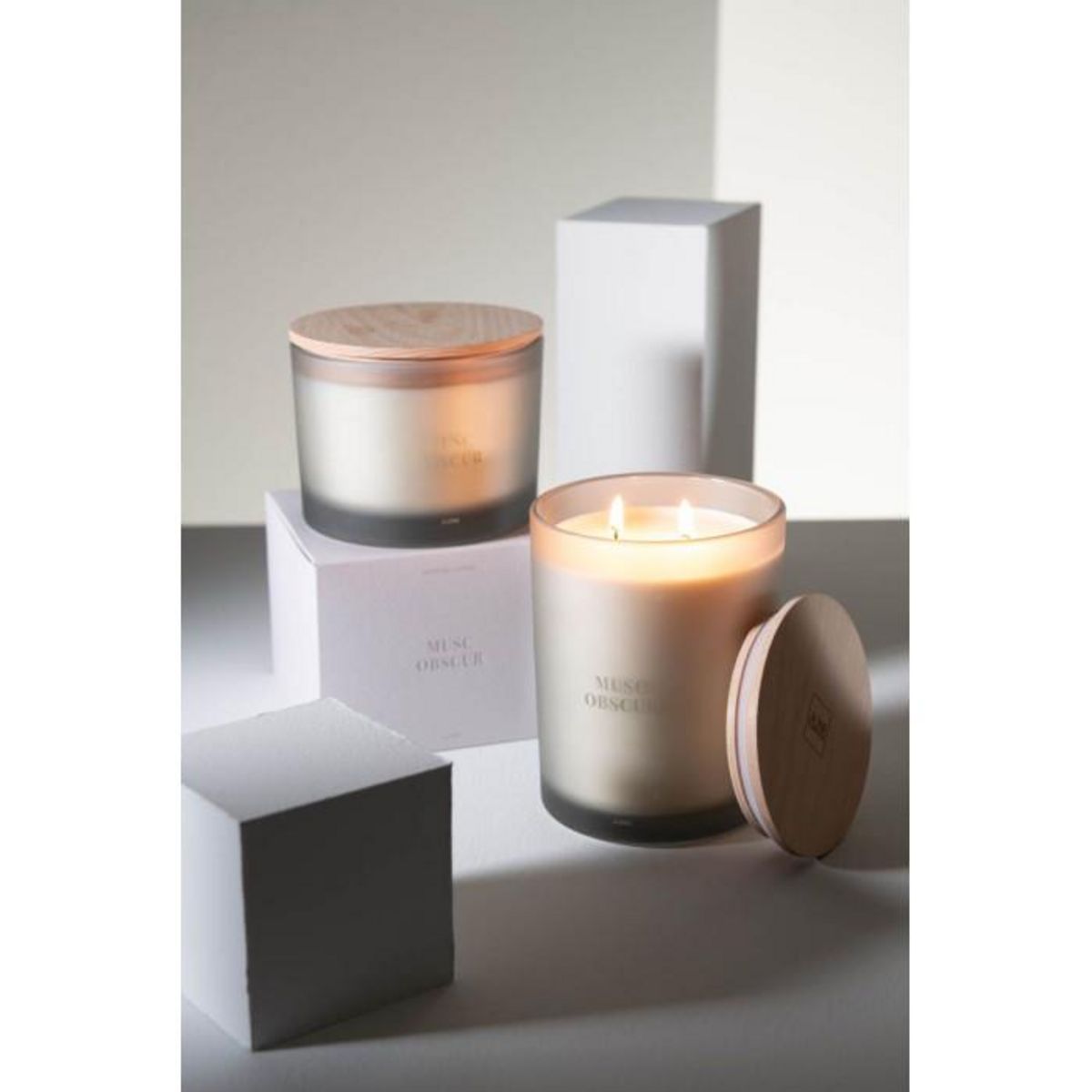 Paris Prix Bougie Parfumée  Accords Essentiels  14cm Musc Obscur