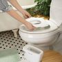 Voir la diapositive 6 : MARKET24 INGENUITY Mini Toilette enfant avec Réducteur de Toilette inclus, Chasse d'eau musicale et rangement lingette intégré blanc
