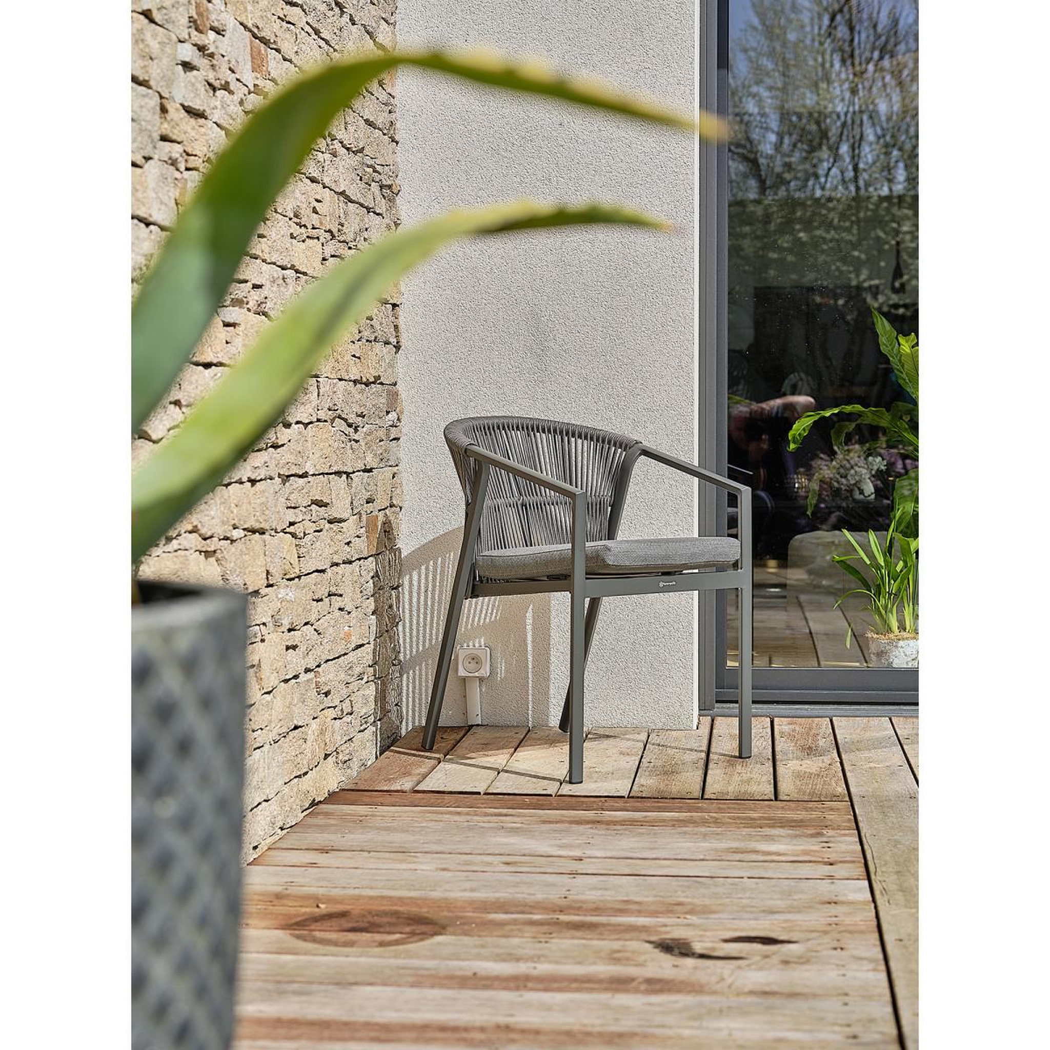 Voir la diapositive 6 : Paris Prix Lot de 2 fauteuils de jardin empilables  gambi  79cm anthracite