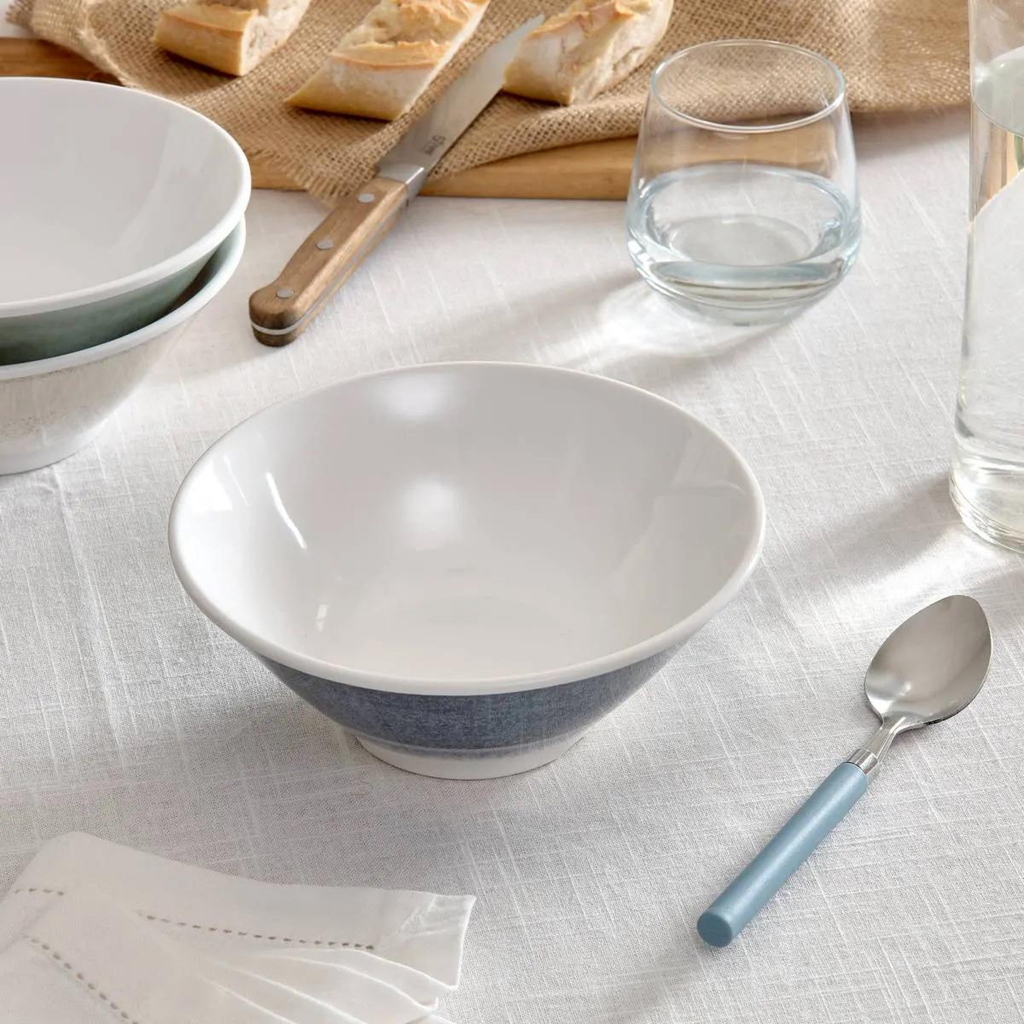 Voir la diapositive 2 : SECRET DE GOURMET Saladier en mélamine  fanny  25cm bleu