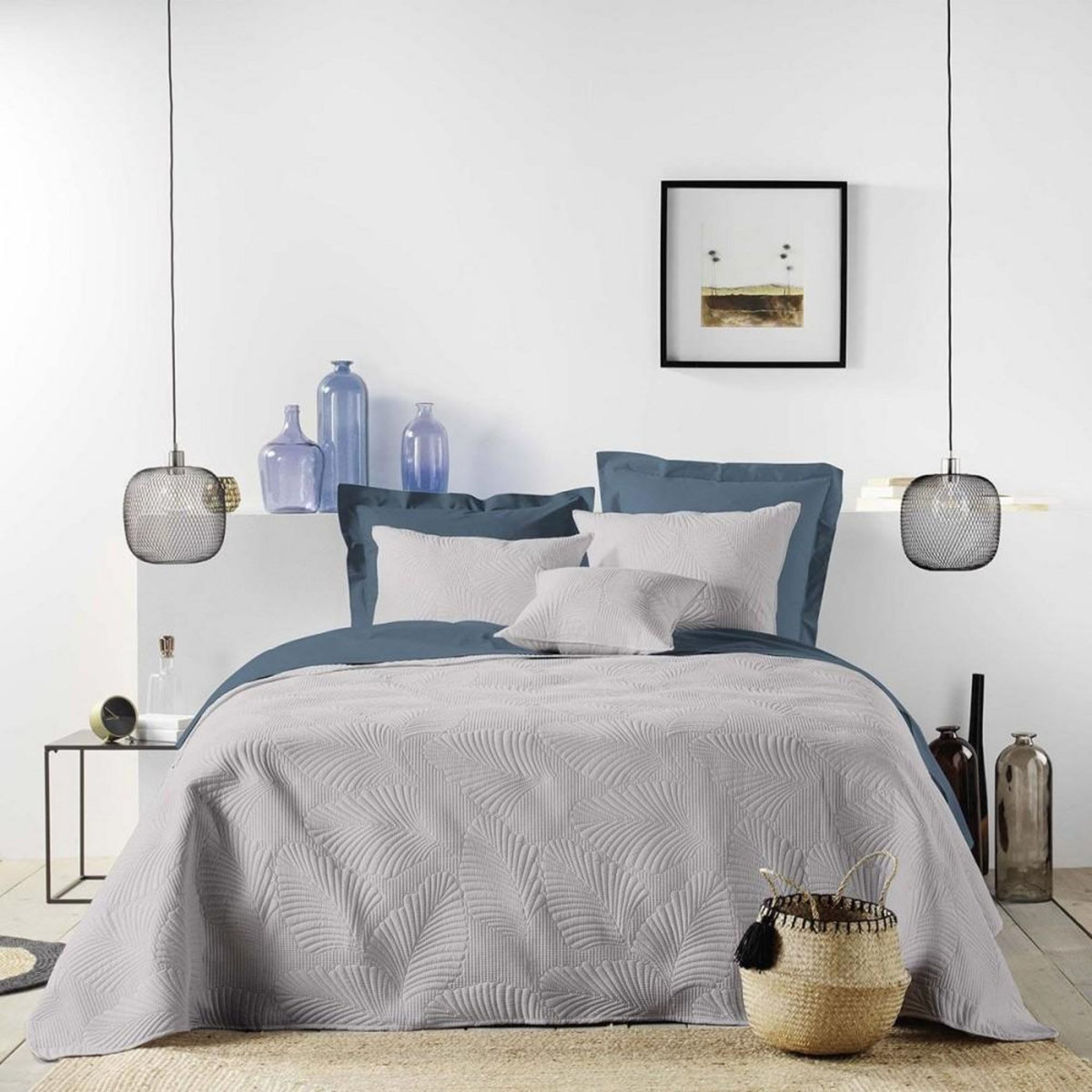 Douceur d'Intérieur Couvre-lit 2 personnes matelassé 220x240 Colombe gris microfibre