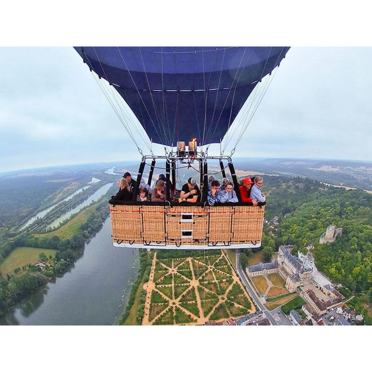 Smartbox Vol en montgolfière au-dessus du parc du Vexin en semaine - Coffret Cadeau Sport & Aventure