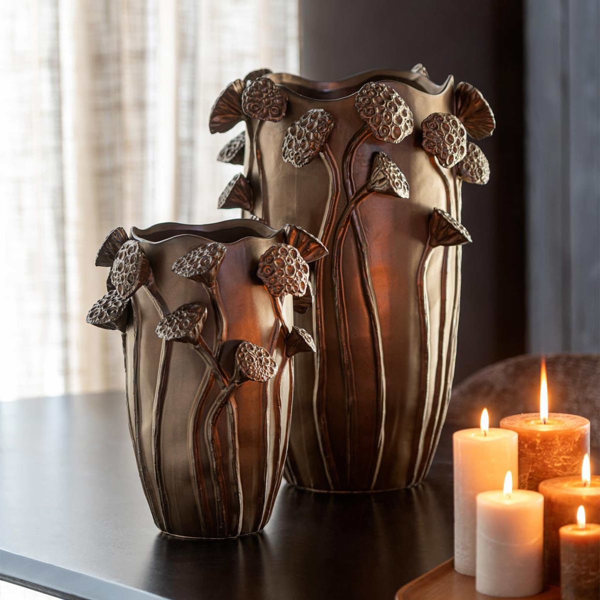 Voir la diapositive 3 : J-LINE Vase lotus en argile  pod  51cm cuivre