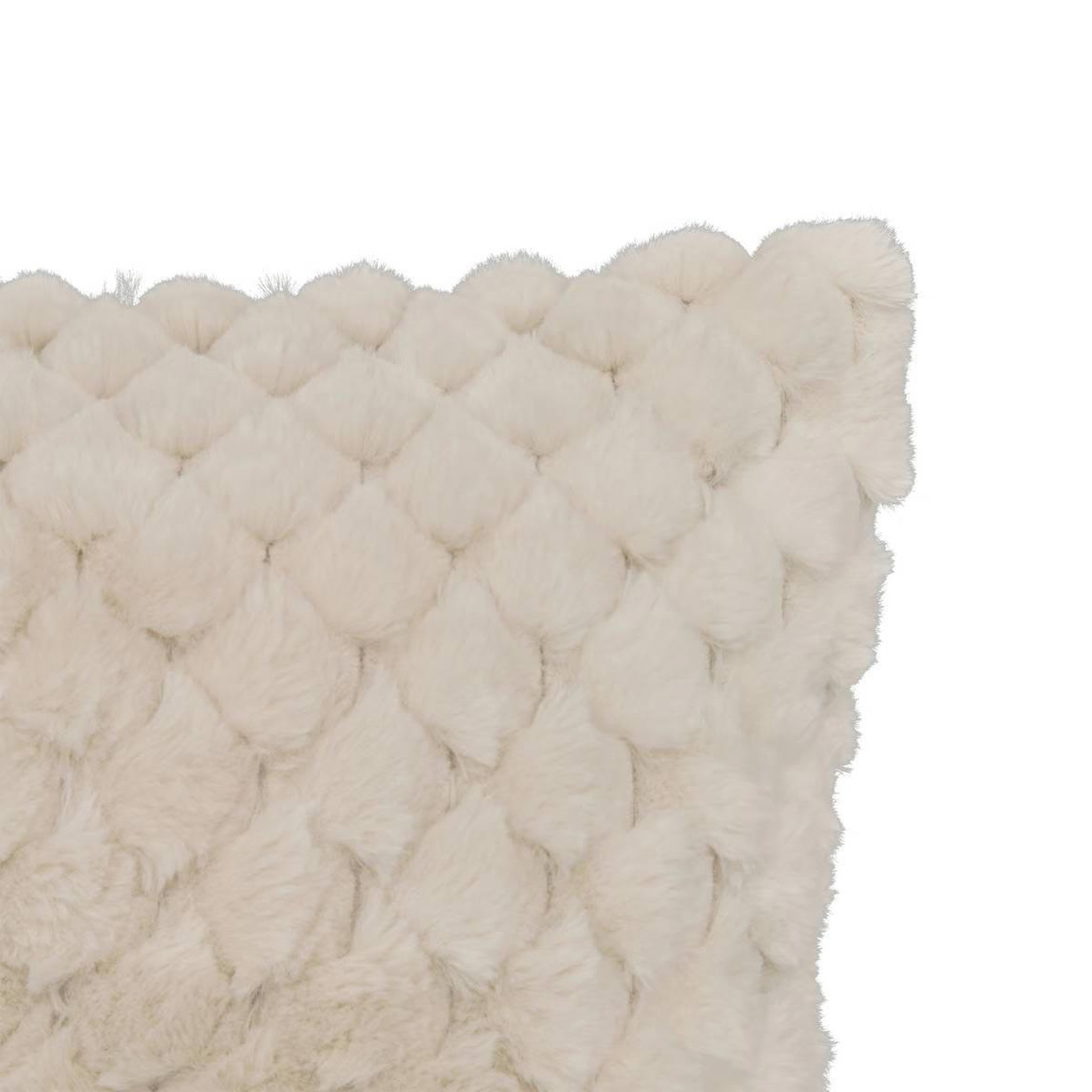 Voir la diapositive 3 : ATMOSPHERA Coussin imitation fourrure  adriel  50x80cm beige