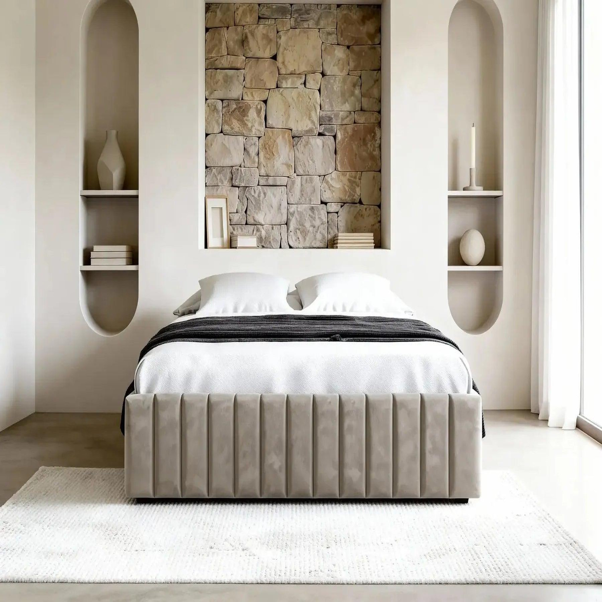 Voir la diapositive 4 : CASANOVA PARIS Elena - lit coffre tissu velours 140x200cm beige