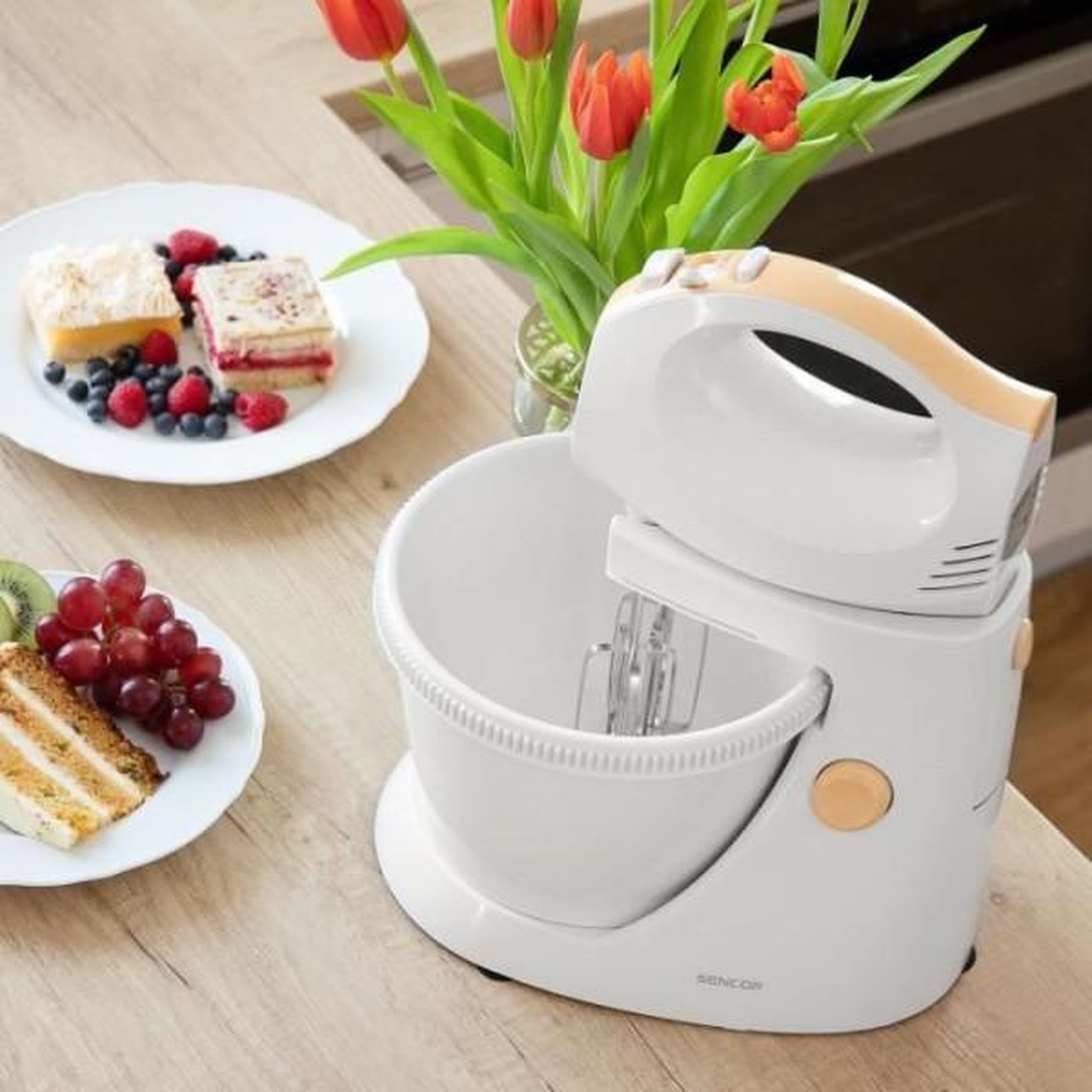 Voir la diapositive 2 : MARKET24 Batteur Fouet Electrique  a main avec bol rotatif - SENCOR - SHM 5330-EUE3 - 500 W - Blanc