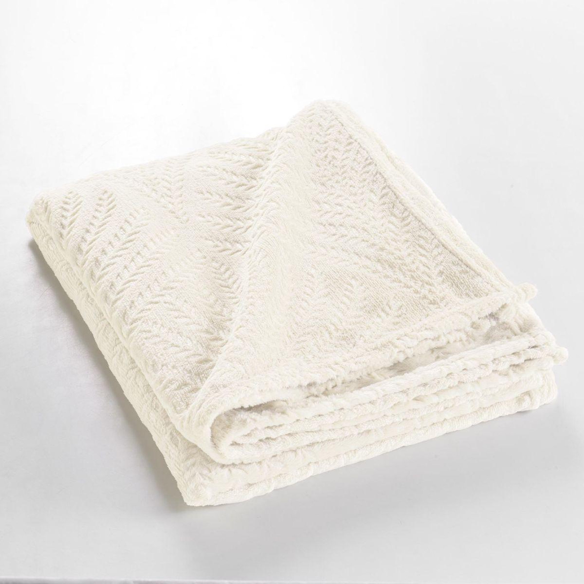Voir la diapositive 3 : Douceur d'Intérieur Plaid uni en flanelle  nelia  125x150cm naturel