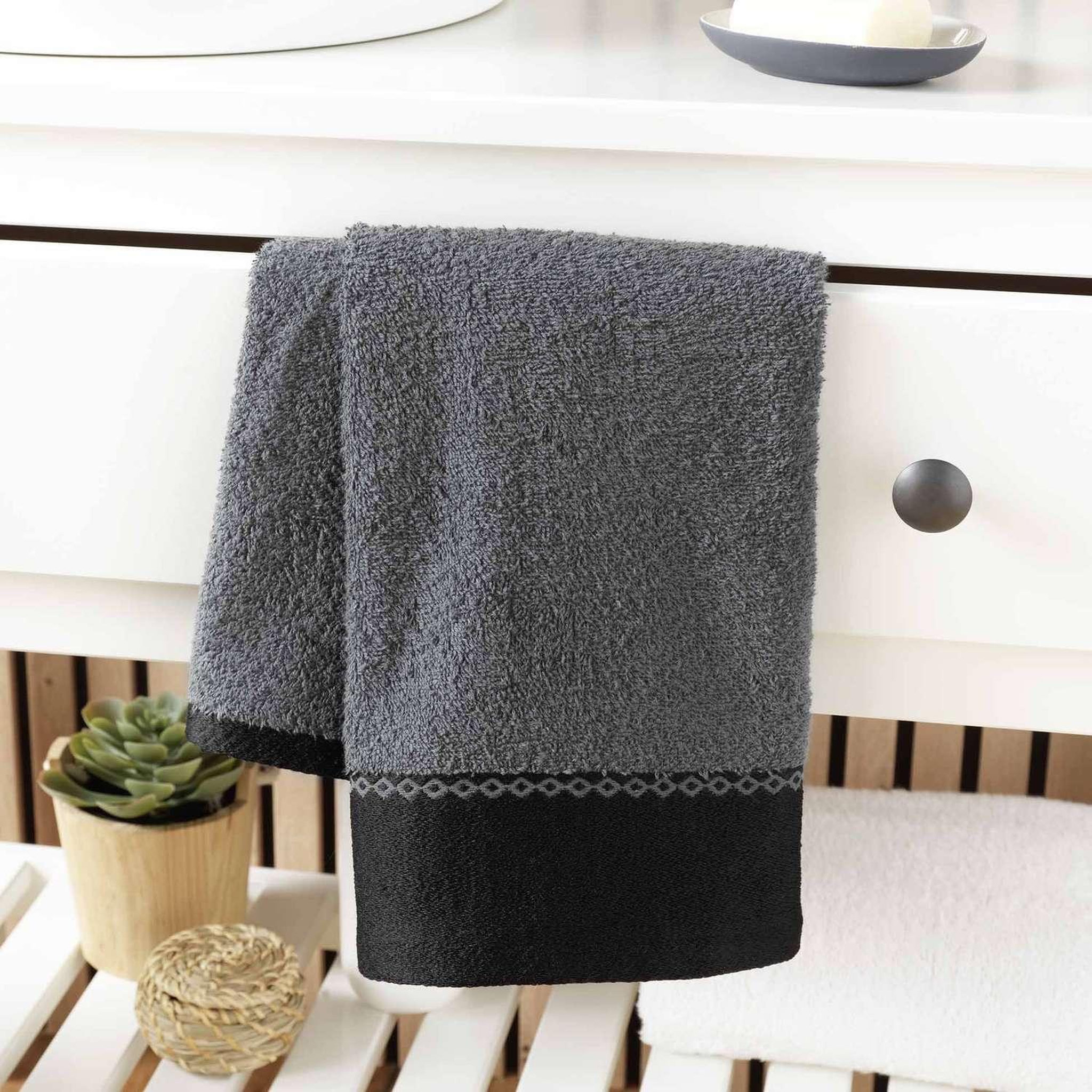 Voir la diapositive 3 : Douceur d'Intérieur Serviette de toilette SARASO - Eponge jacquard