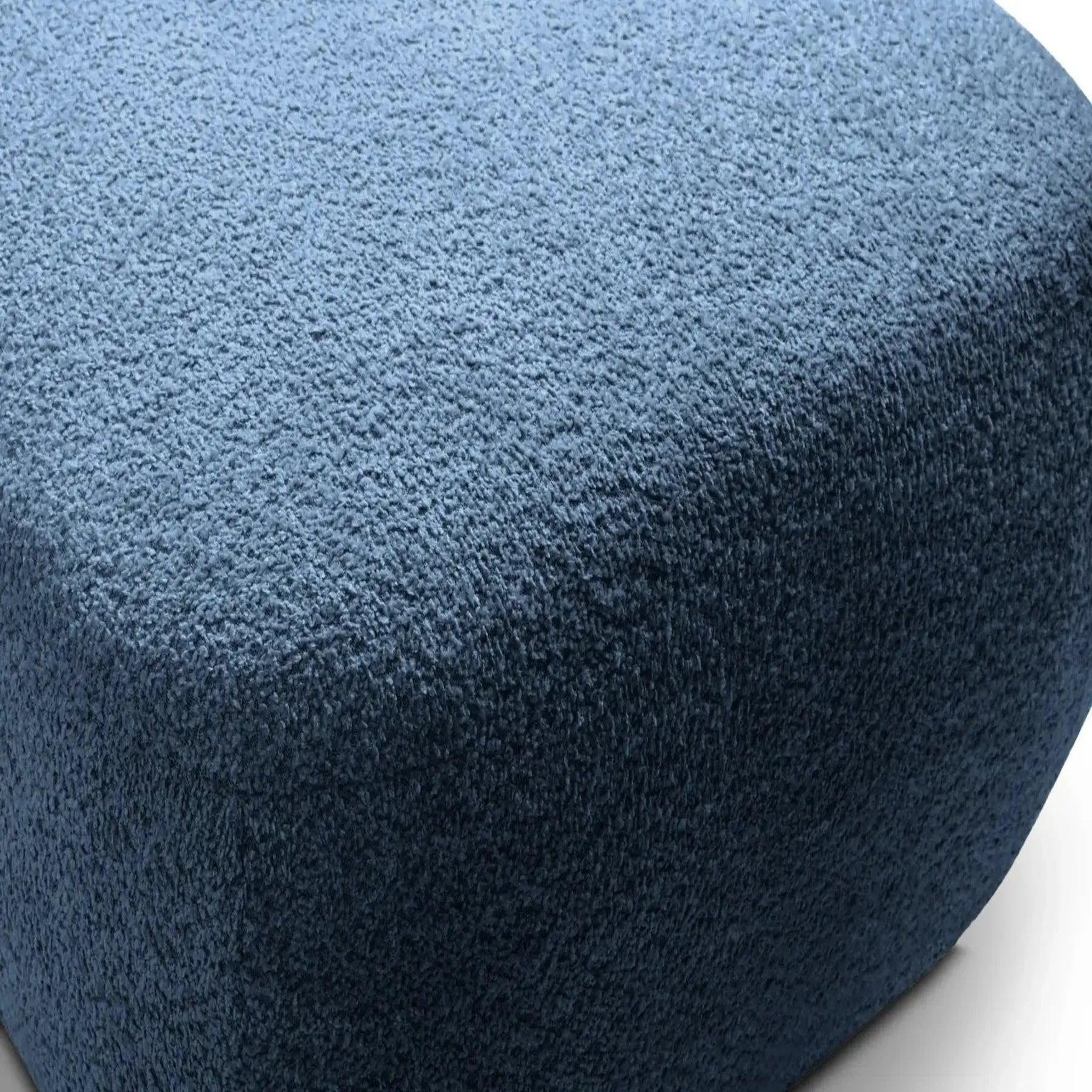 Voir la diapositive 4 : CASANOVA PARIS Santiago - pouf tissu bouclette