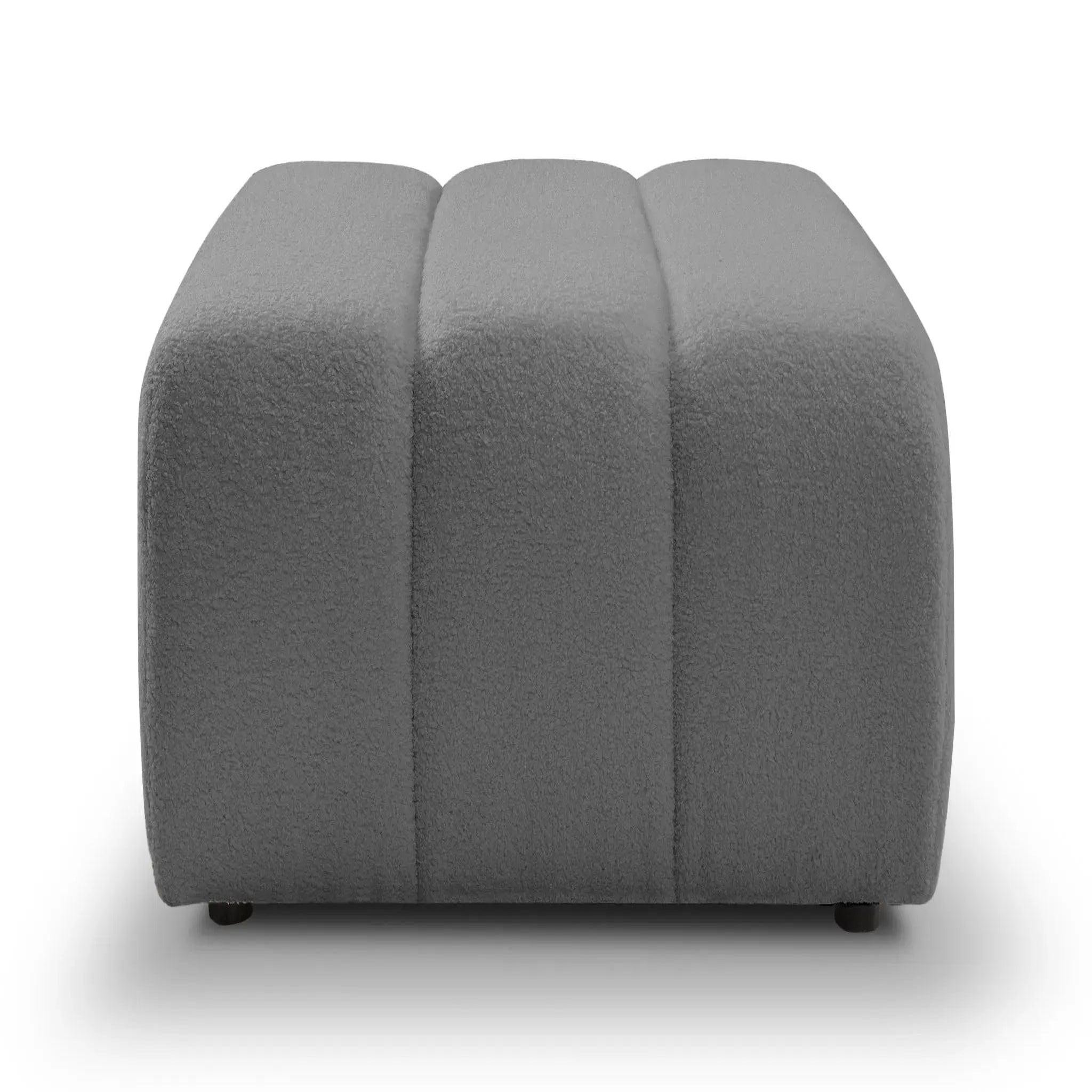 Voir la diapositive 1 : CASANOVA PARIS Celeste - pouf tissu bouclette