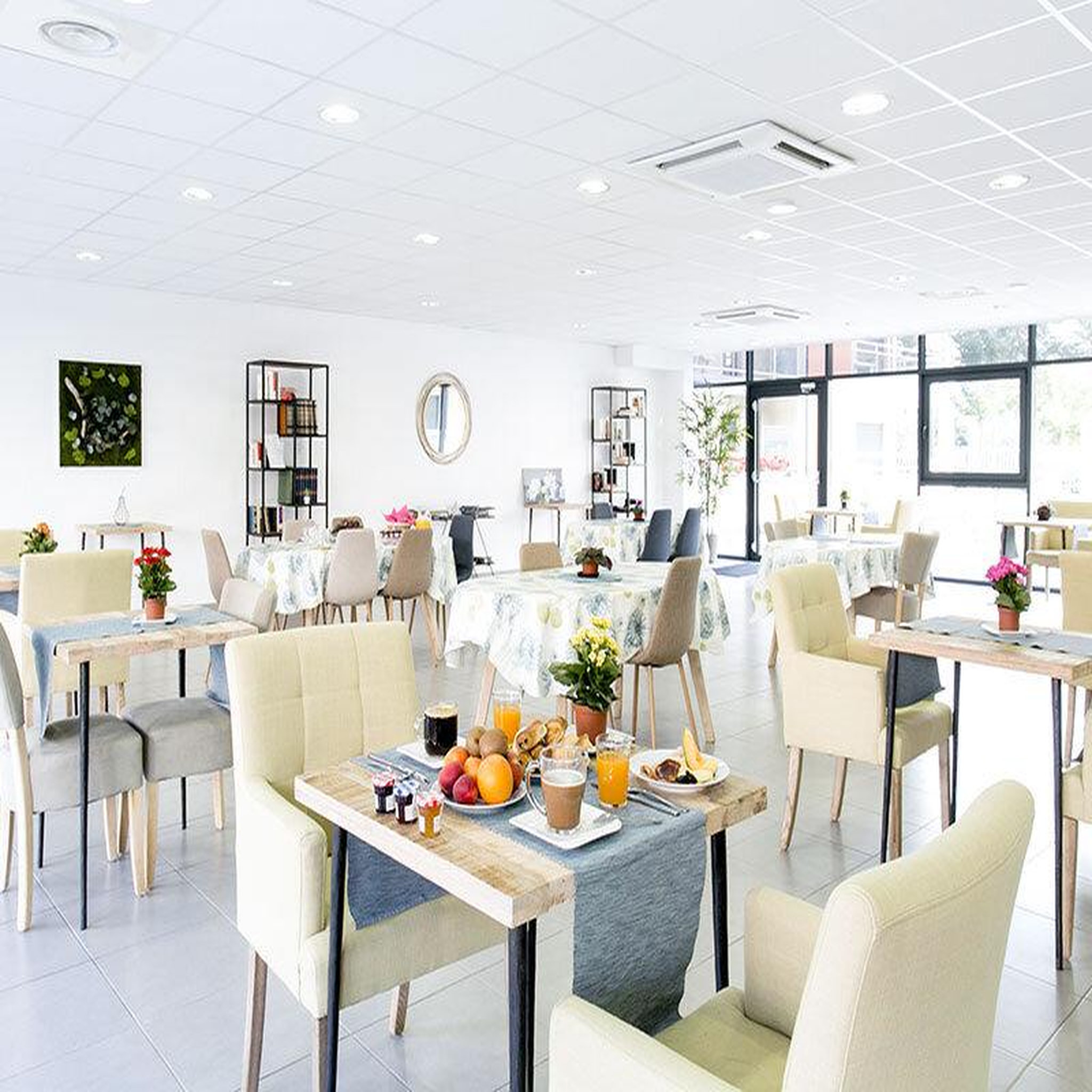 Voir la diapositive 4 : Smartbox Marché de Noël à Mulhouse : 2 jours pour profiter des fêtes - Coffret Cadeau Séjour