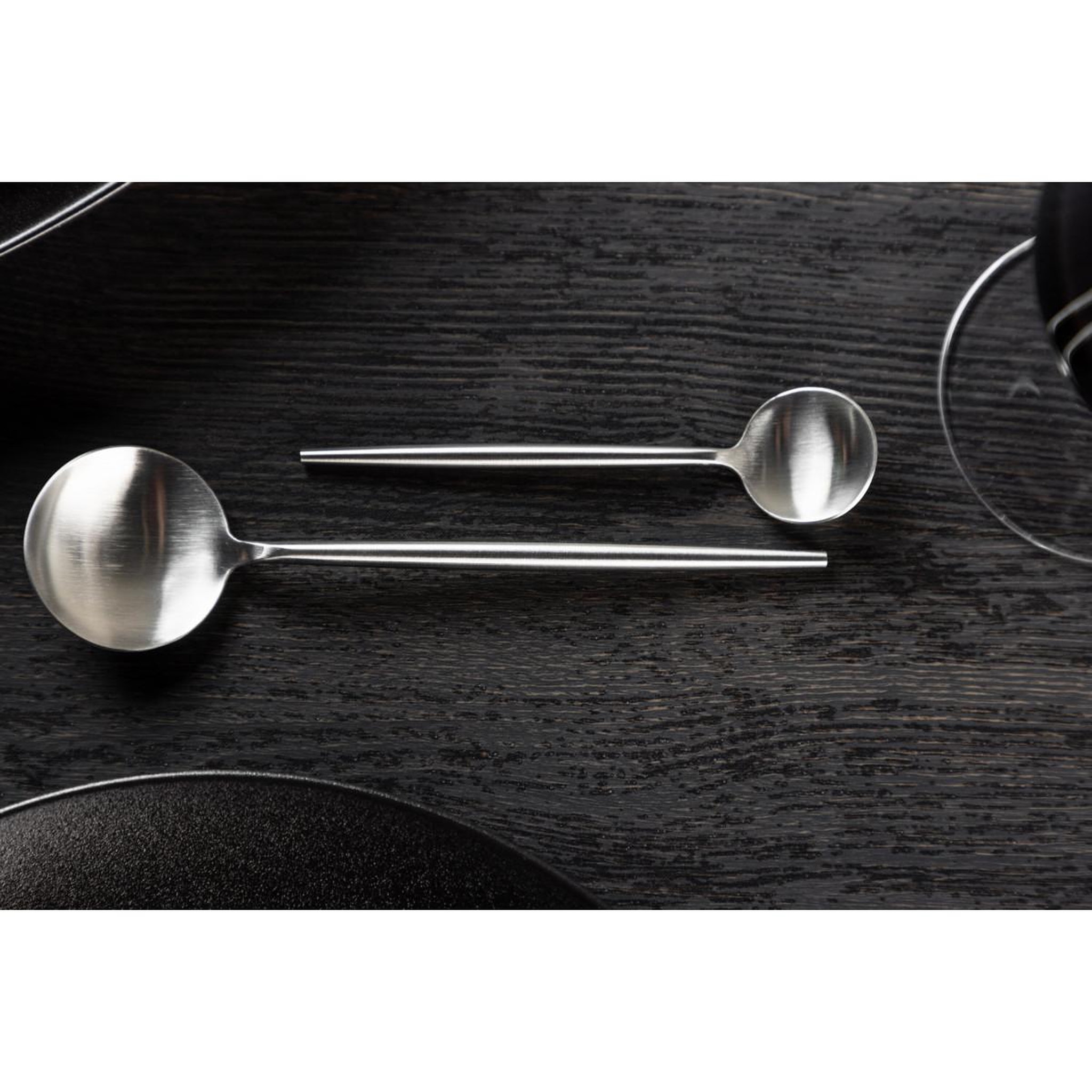 Voir la diapositive 3 : Paris Prix Ménagère 24 Pièces Design  Active  22cm Argent