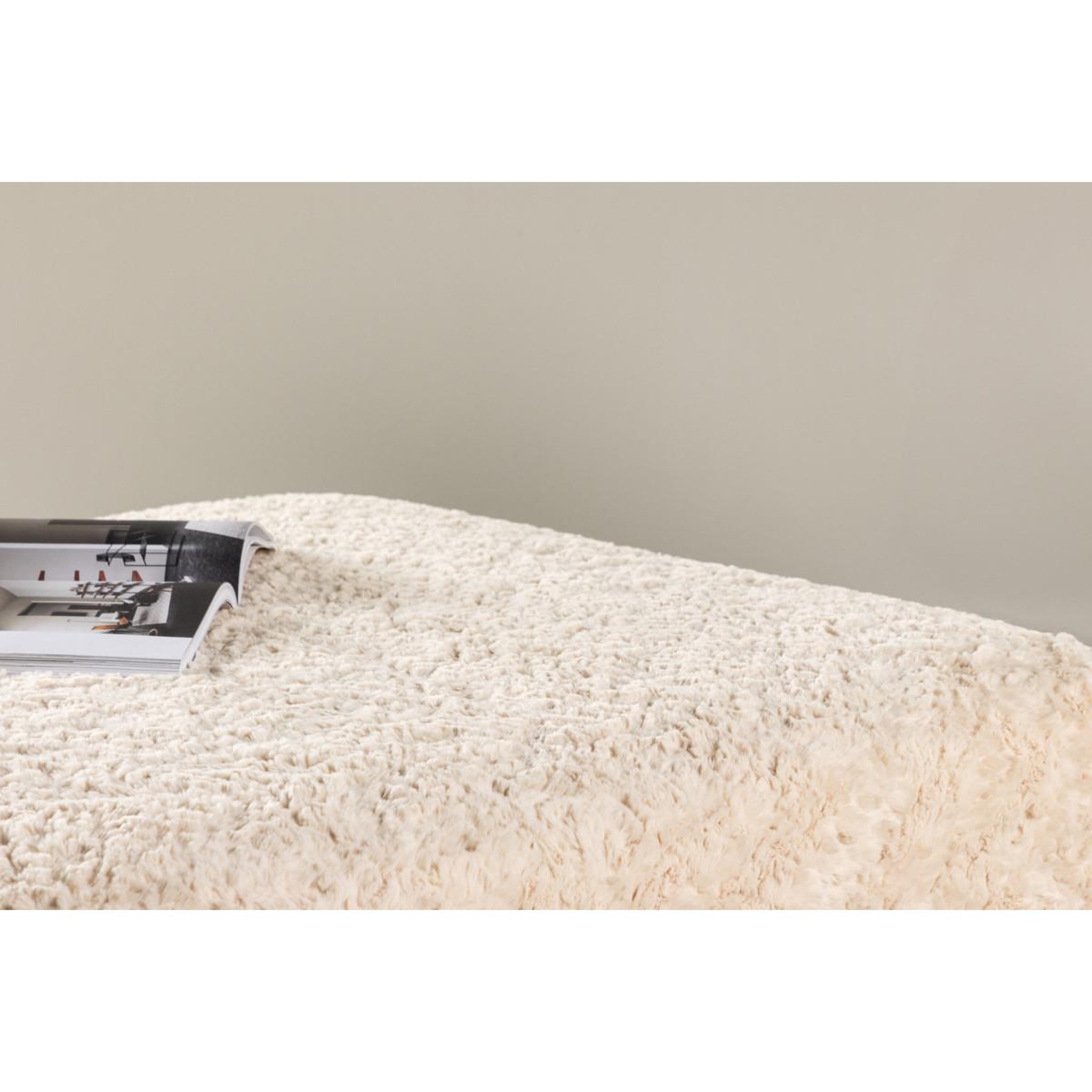 Voir la diapositive 6 : Paris Prix Pouf xl effet fourrure  frankie  100cm beige