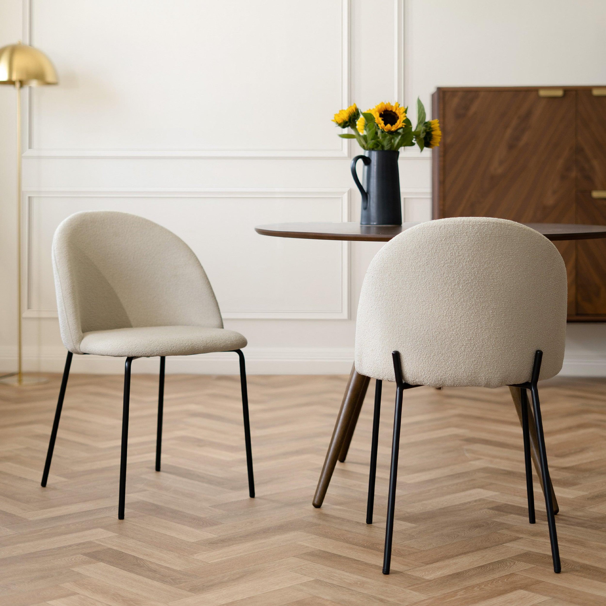 Voir la diapositive 2 : MAISON PAVANE Lot de 2 chaises en tissu bouclette beige-karl